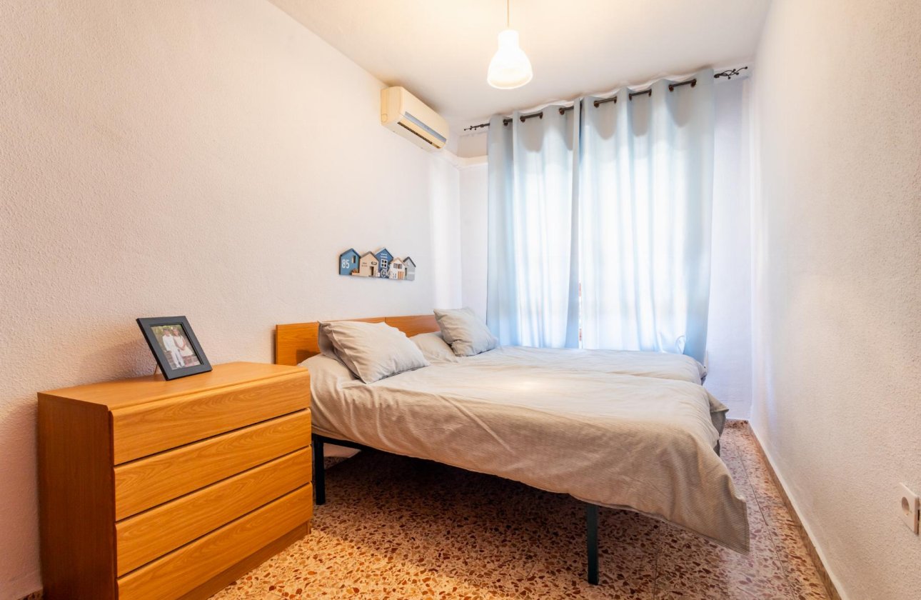 Resale - Apartamento -
Torrevieja - playa de los naufragos