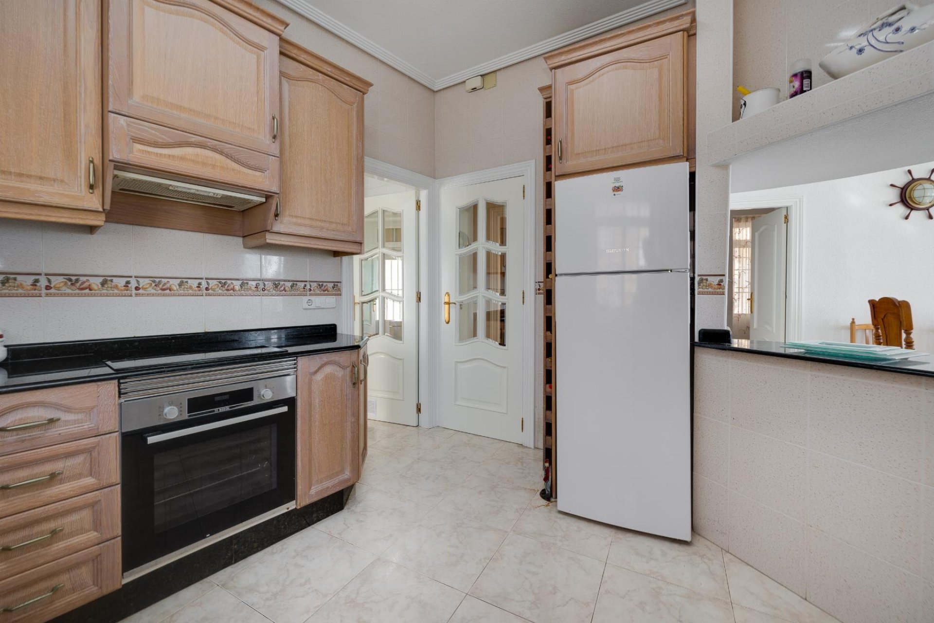 Resale - Apartamento -
Torrevieja - Playa del Acequión