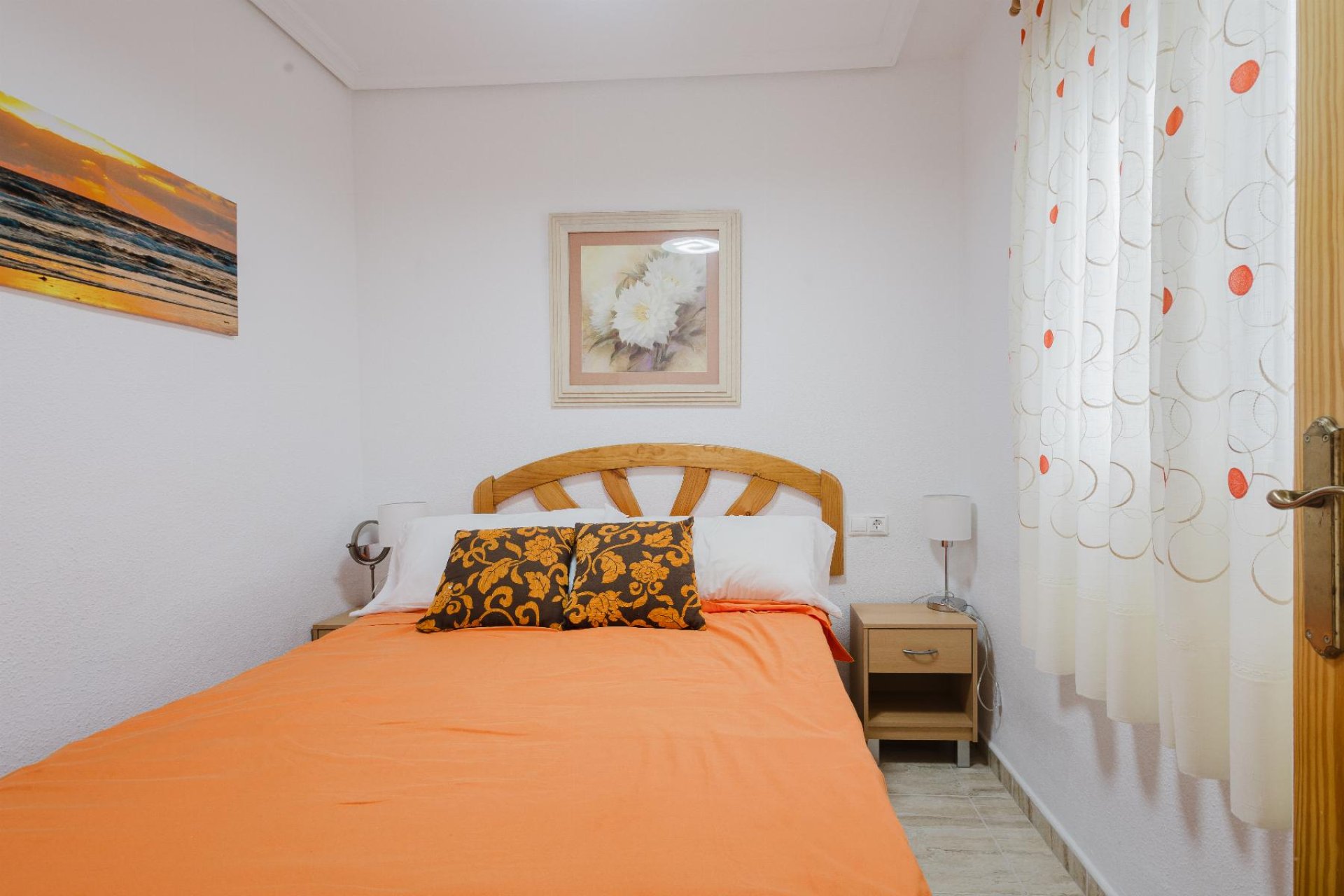 Resale - Apartamento -
Torrevieja - Playa del Acequión