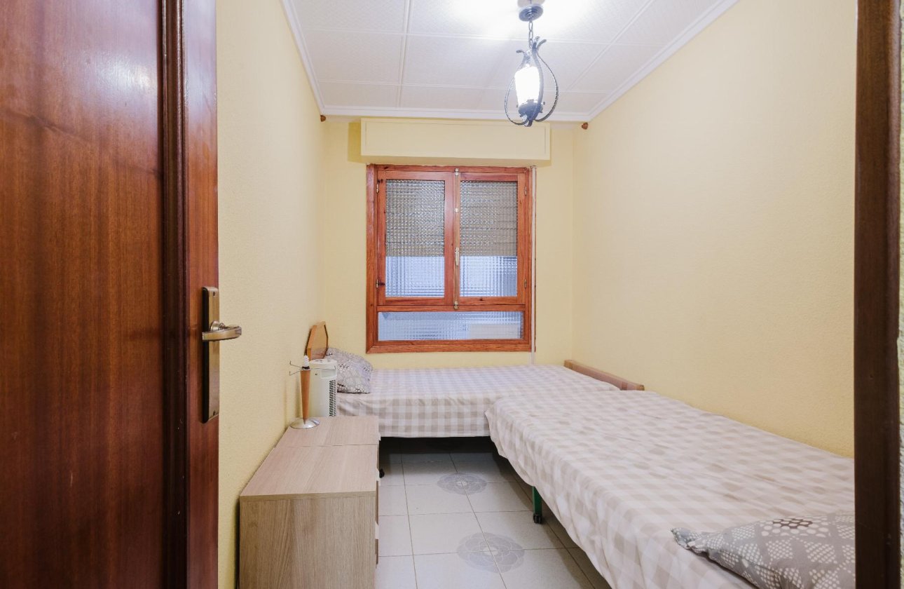 Resale - Apartamento -
Torrevieja - Playa del Acequión