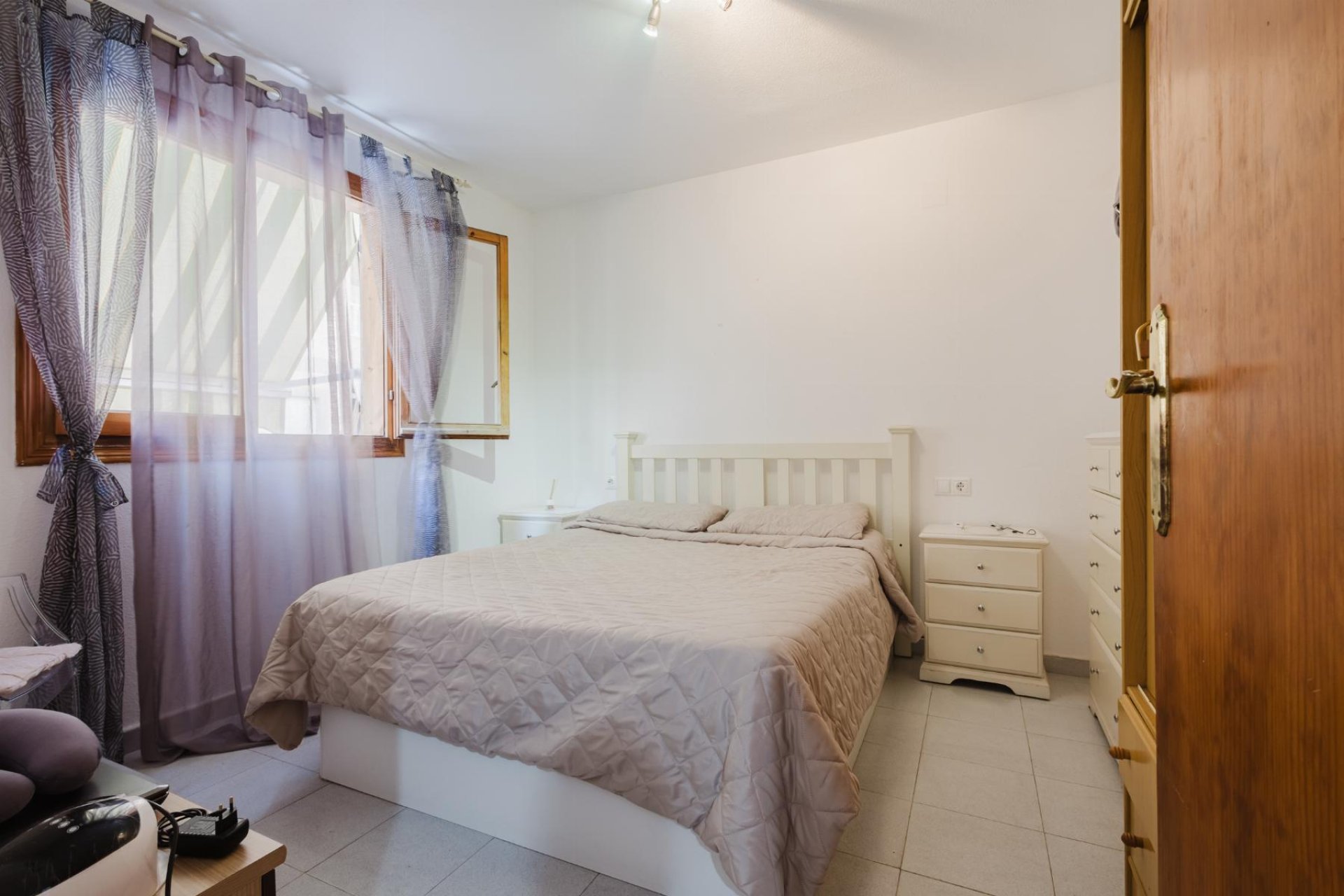 Resale - Apartamento -
Torrevieja - Playa del Acequión