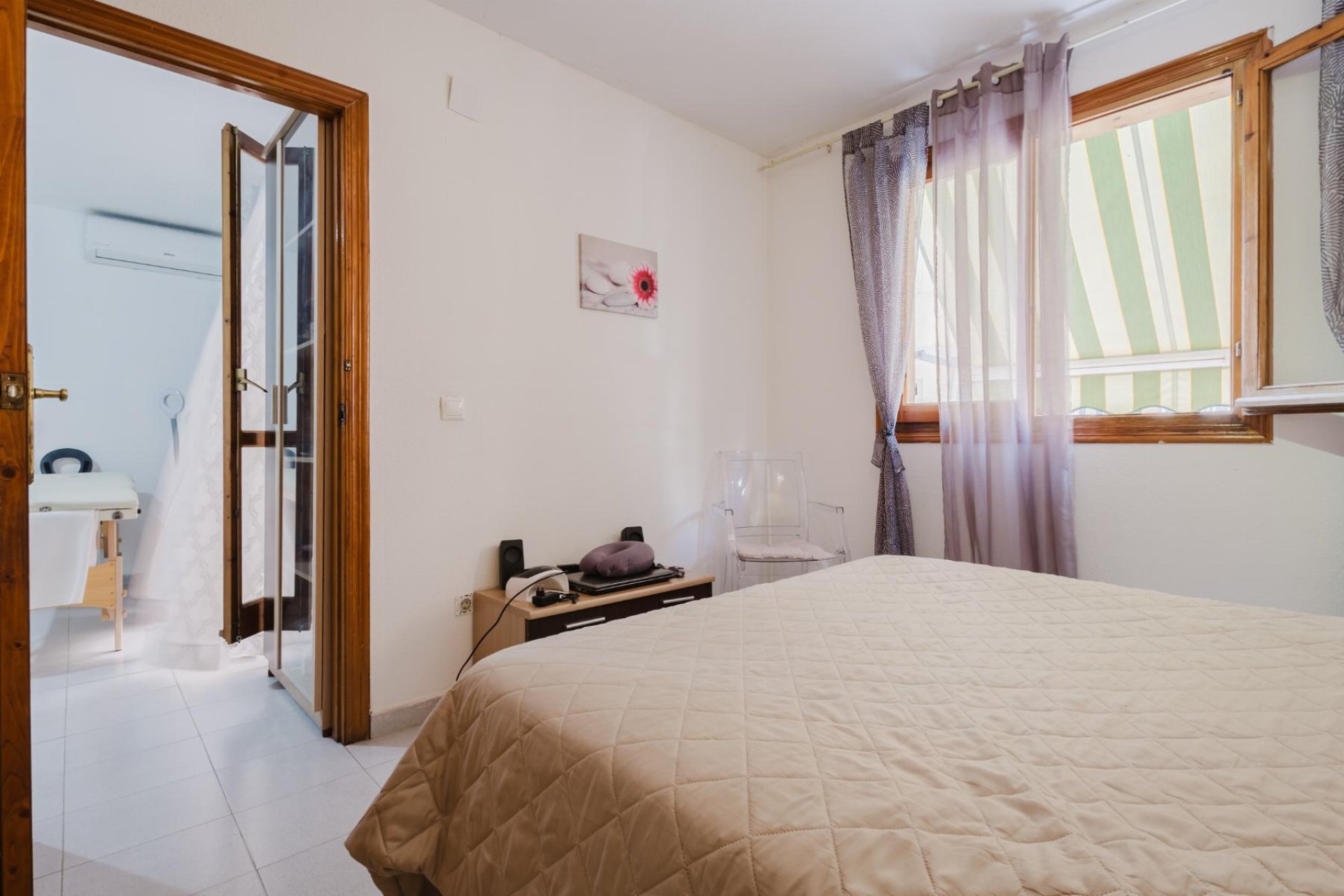 Resale - Apartamento -
Torrevieja - Playa del Acequión