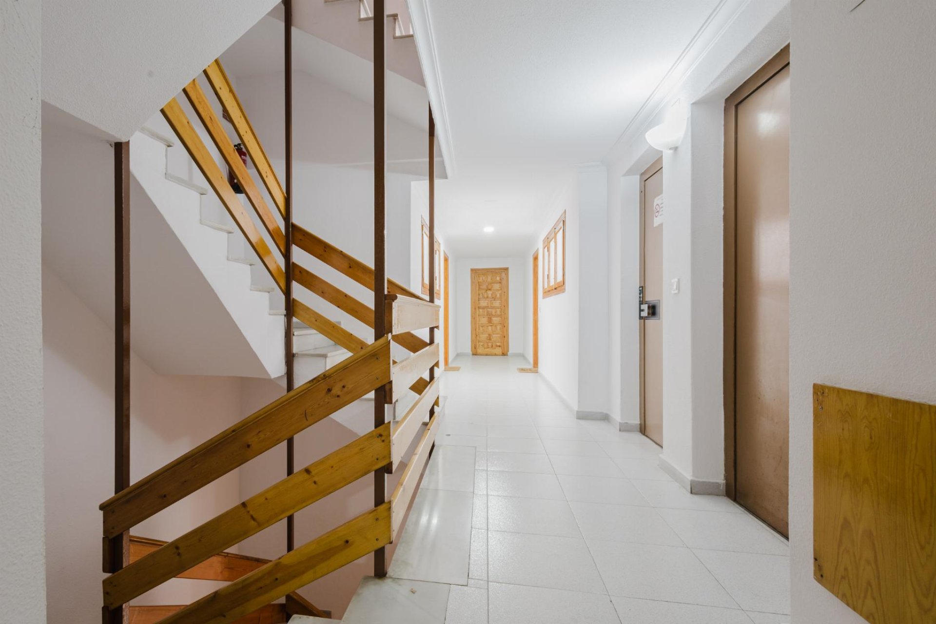 Resale - Apartamento -
Torrevieja - Playa del Acequión