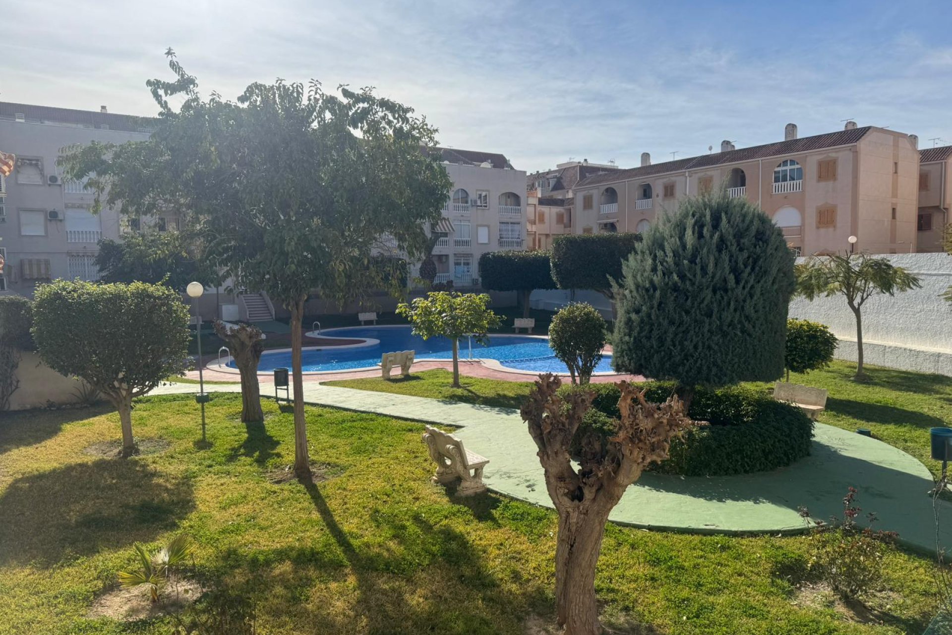 Resale - Apartamento -
Torrevieja - Playa del Acequión