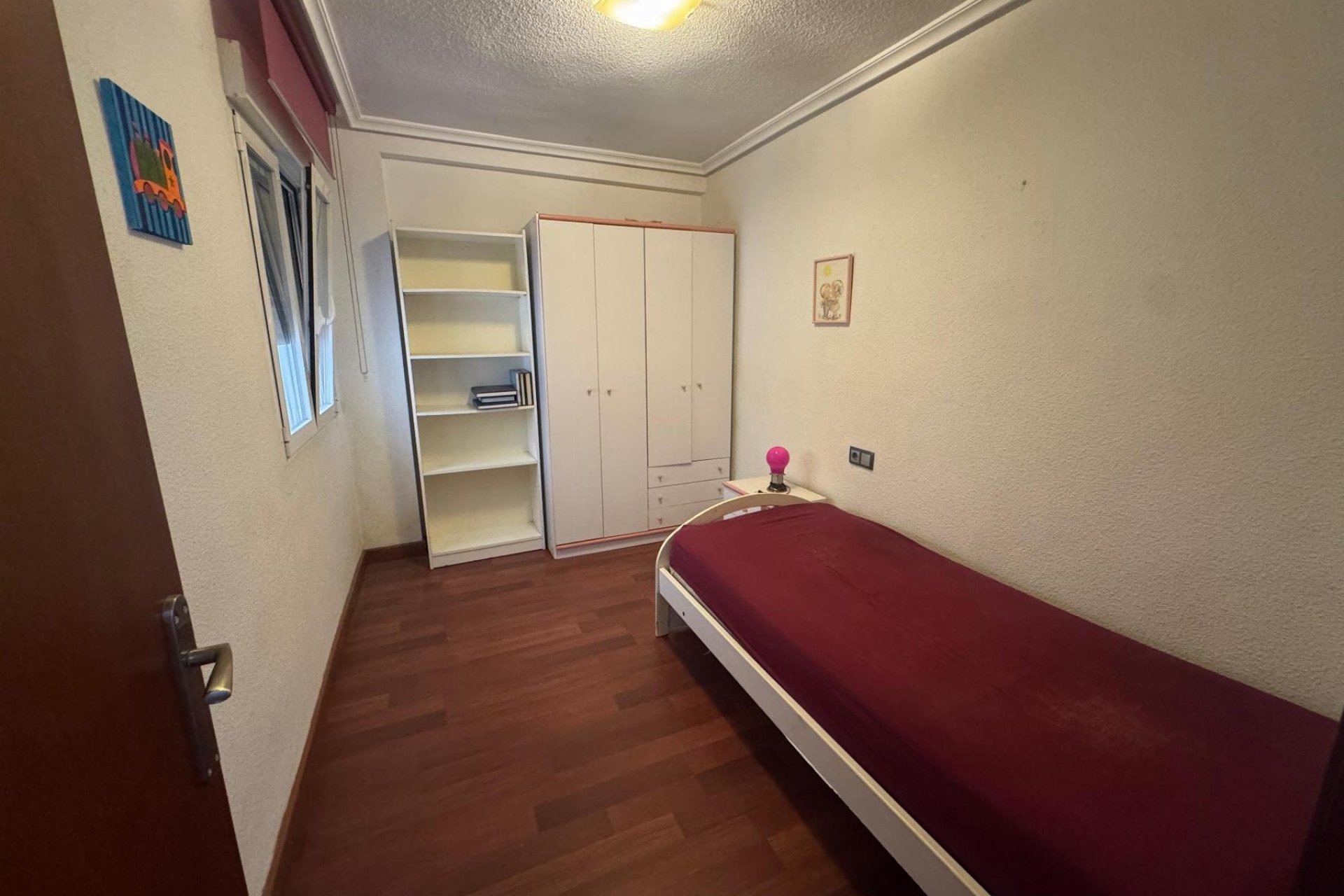 Resale - Apartamento -
Torrevieja - Playa del Acequión