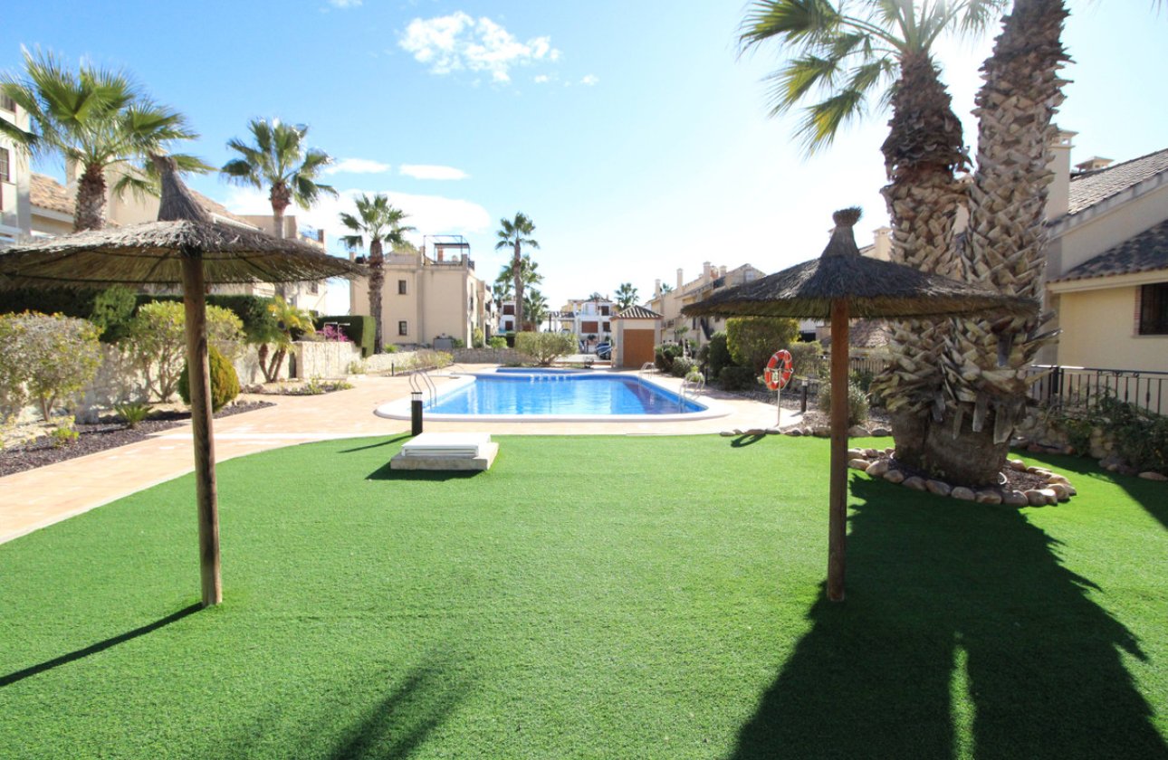 Resale - Apartment / flat -
Algorfa - La Finca Golf