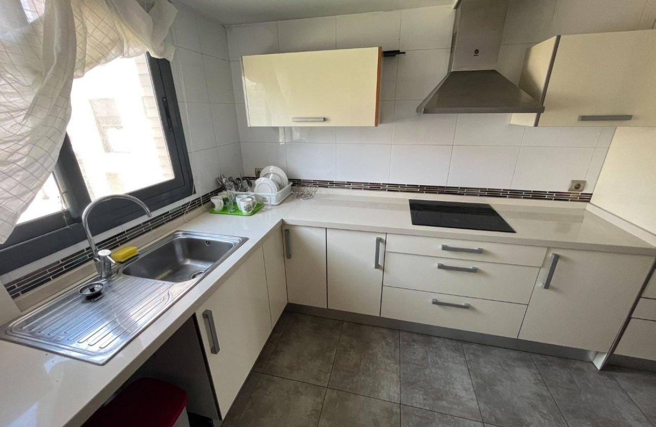 Resale - Apartment / flat -
Alicante - Alicante Centro