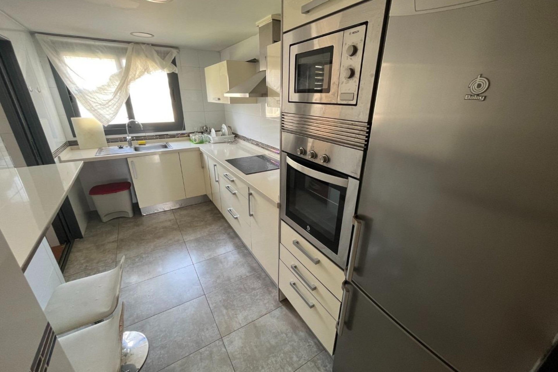 Resale - Apartment / flat -
Alicante - Alicante Centro