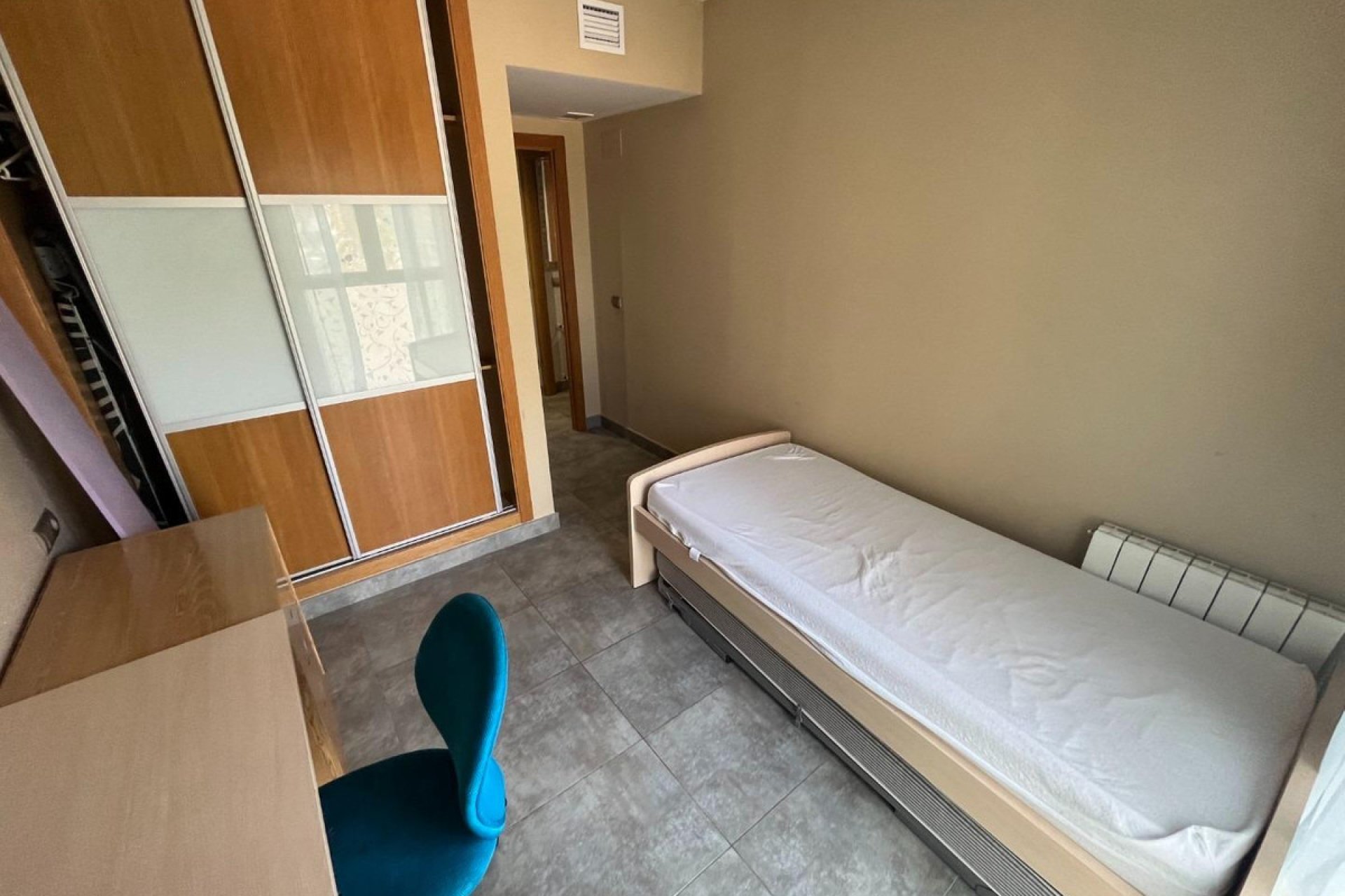 Resale - Apartment / flat -
Alicante - Alicante Centro