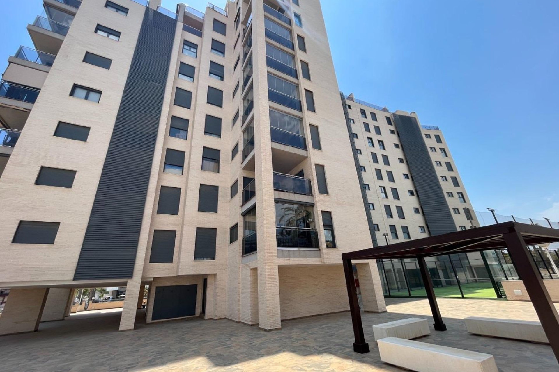 Resale - Apartment / flat -
Alicante - Alicante Centro