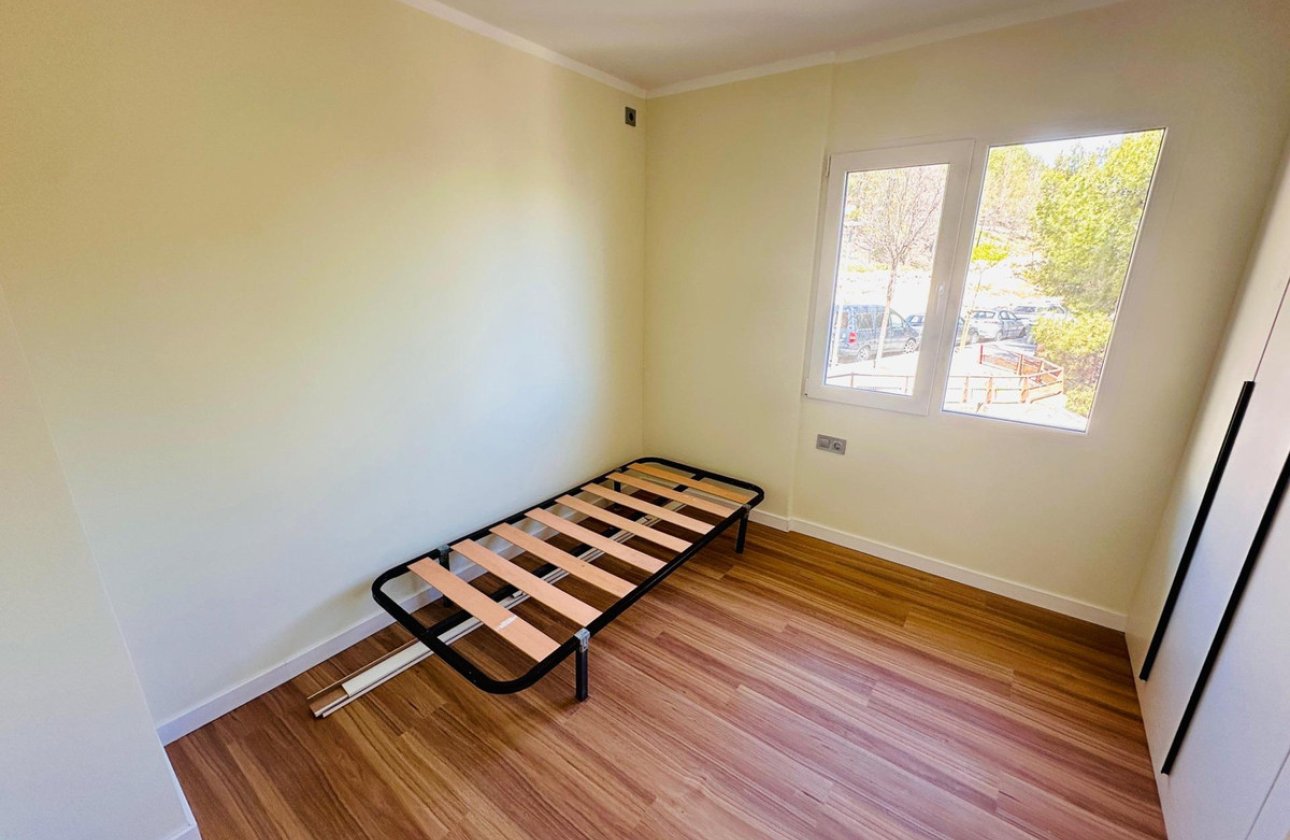 Resale - Apartment / flat -
Alicante - Alicante Centro