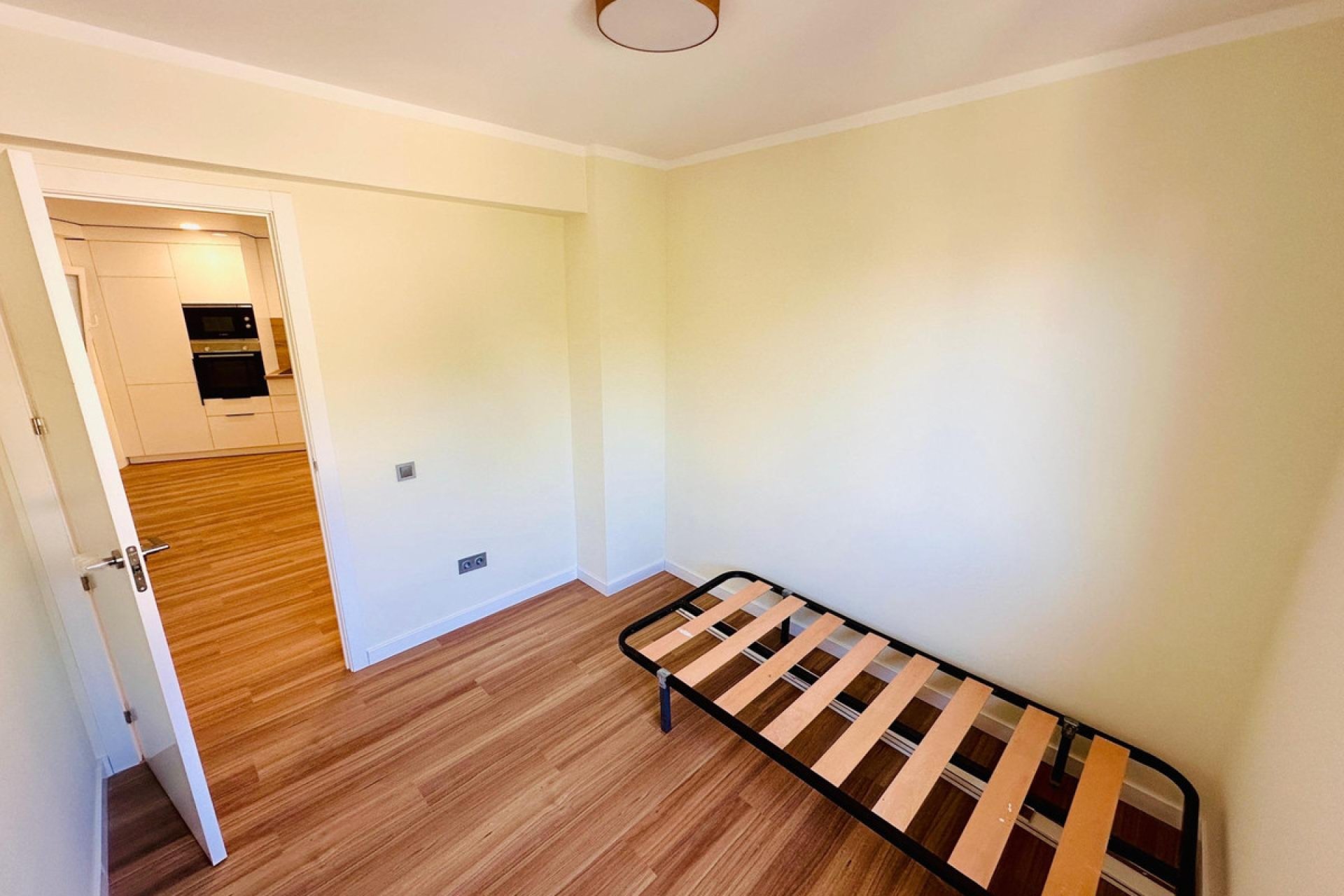 Resale - Apartment / flat -
Alicante - Alicante Centro