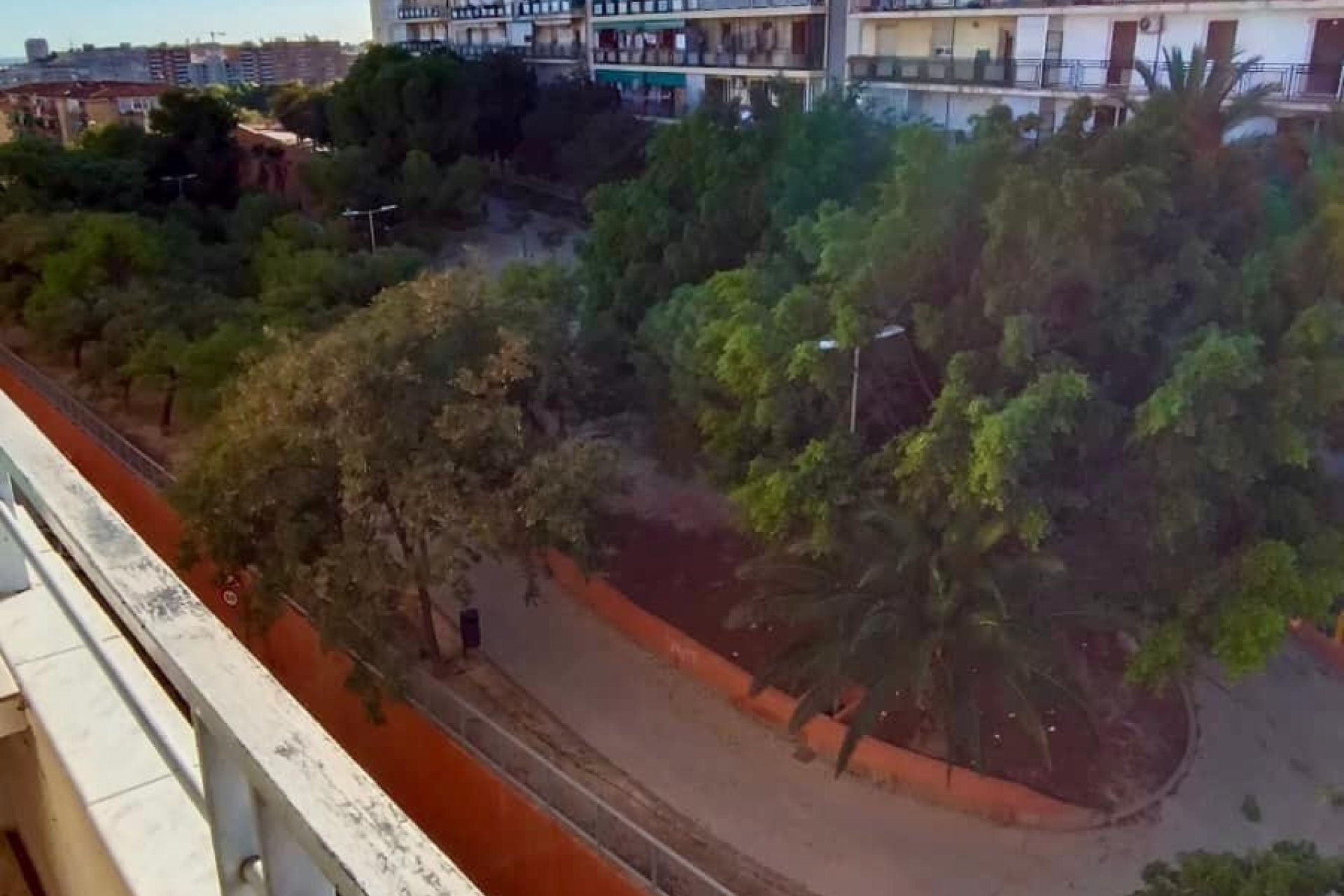 Resale - Apartment / flat -
Alicante - Alicante Centro