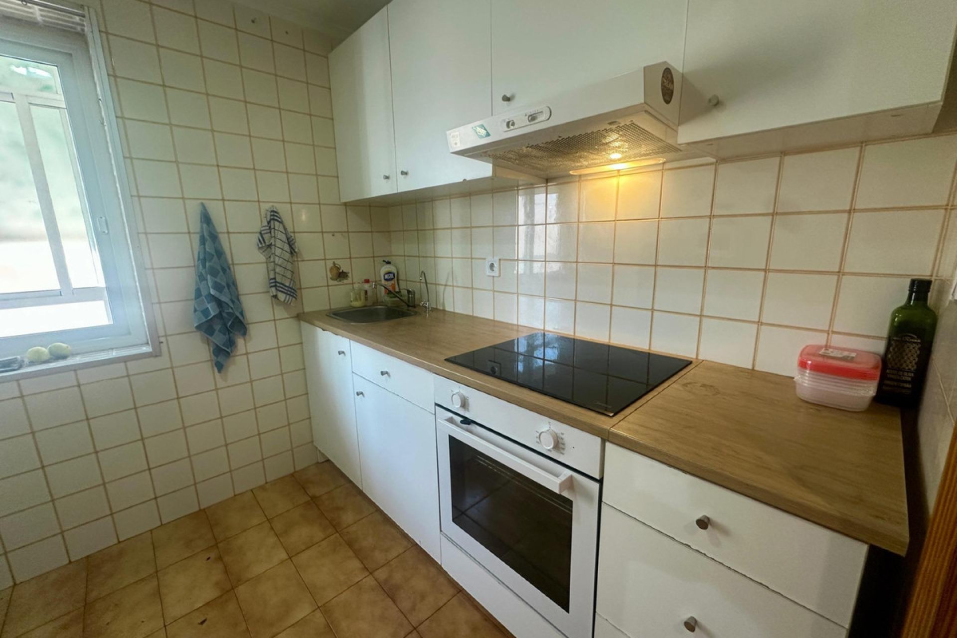 Resale - Apartment / flat -
Alicante - Alicante Centro