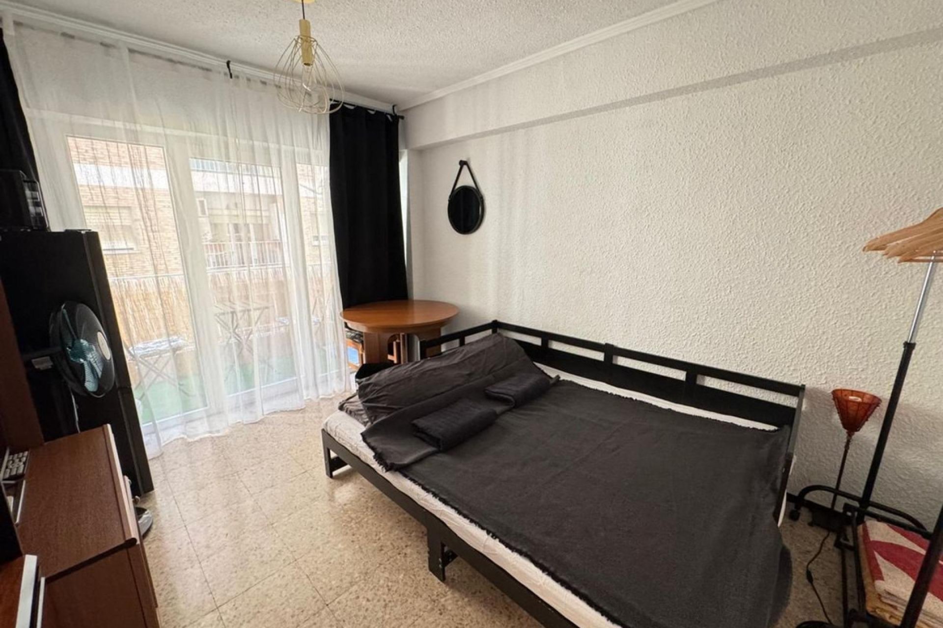 Resale - Apartment / flat -
Alicante - Alicante Centro