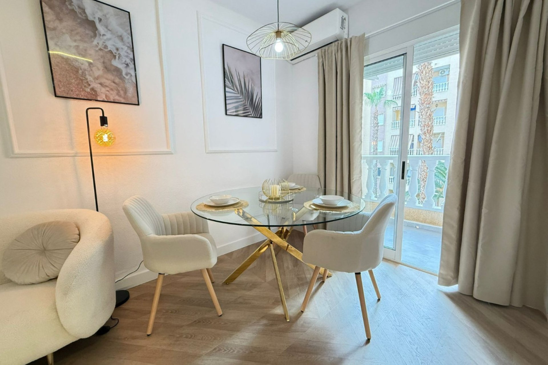 Resale - Apartment / flat -
Alicante City - Parque de las Naciones