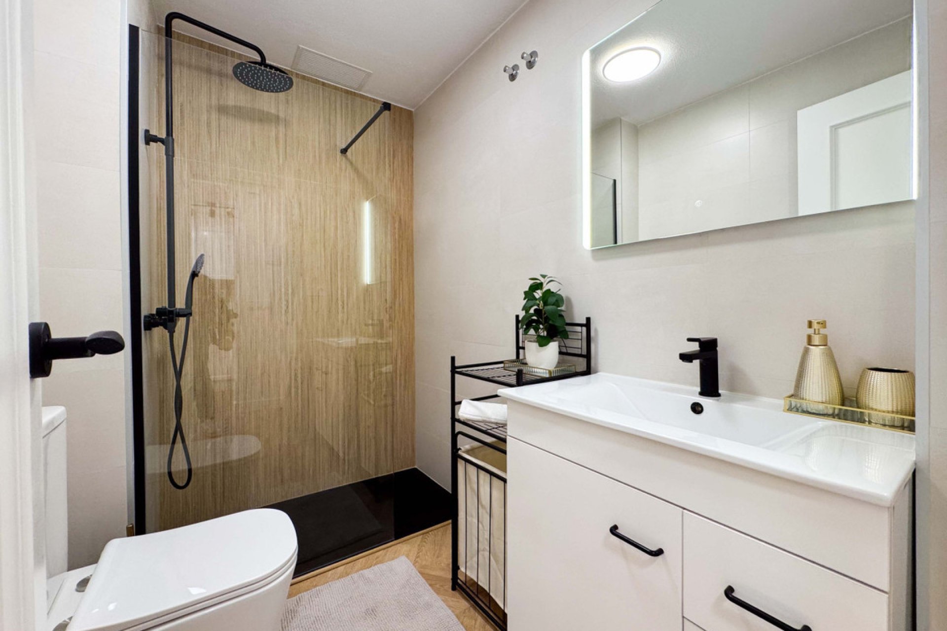 Resale - Apartment / flat -
Alicante City - Parque de las Naciones