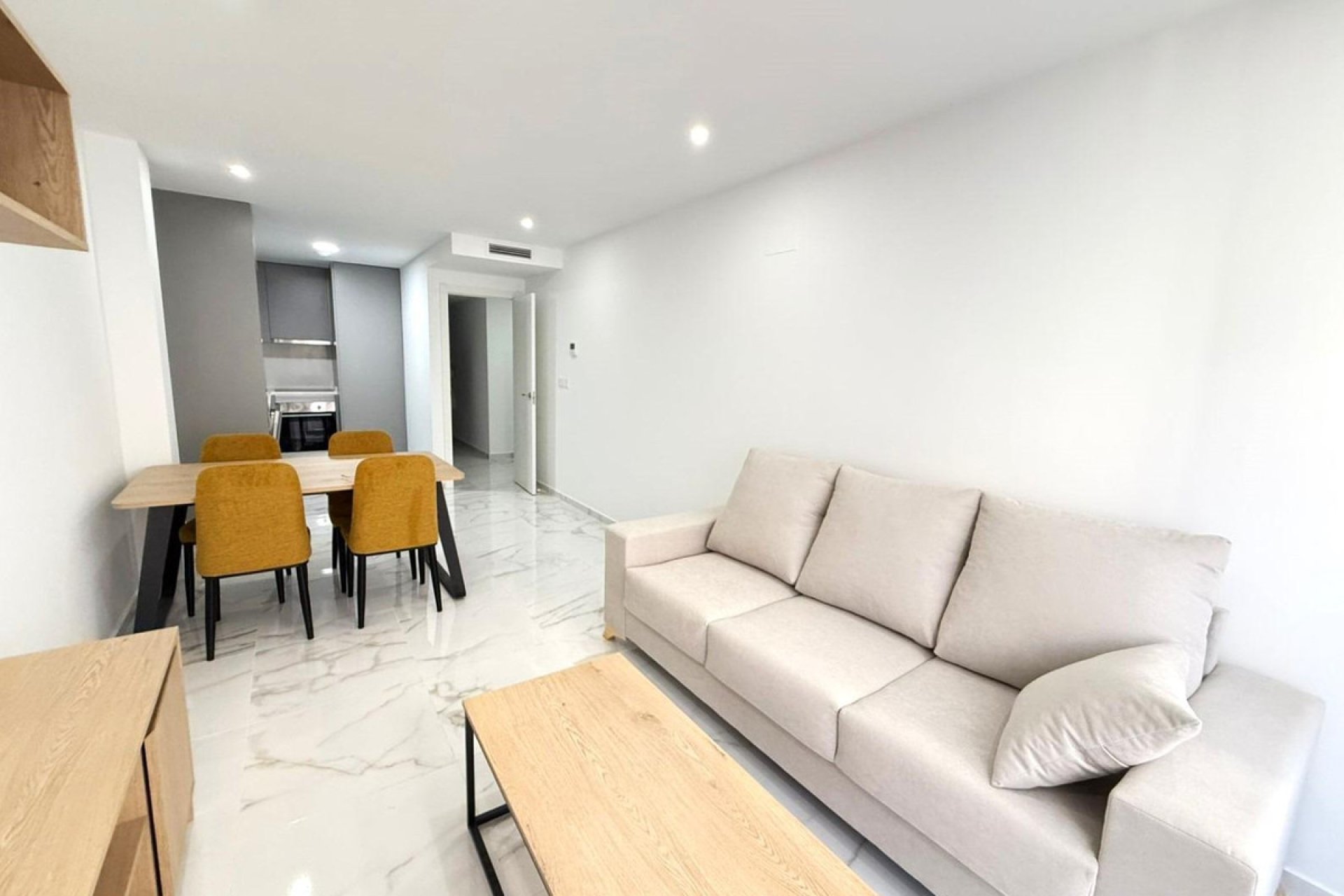 Resale - Apartment / flat -
Alicante City - Parque de las Naciones