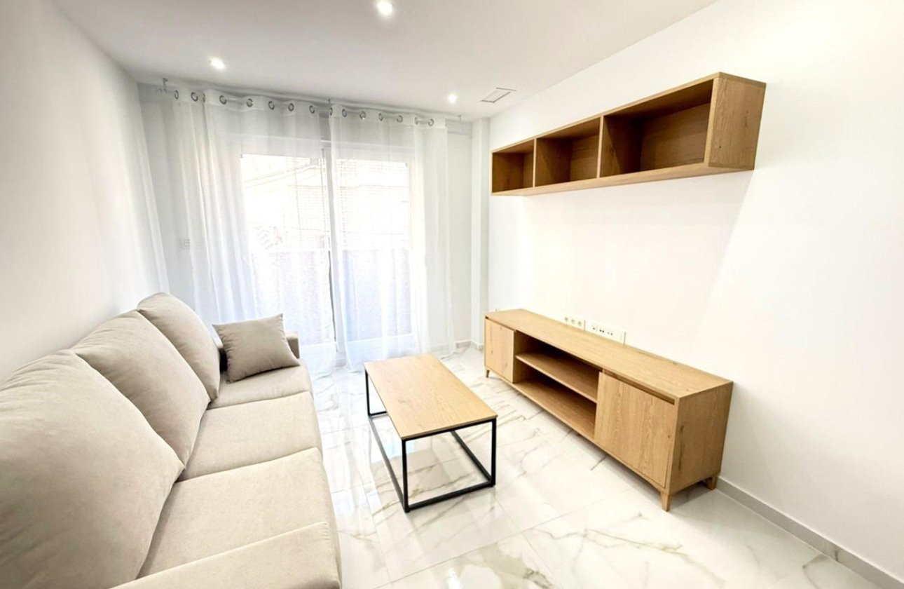 Resale - Apartment / flat -
Alicante City - Parque de las Naciones