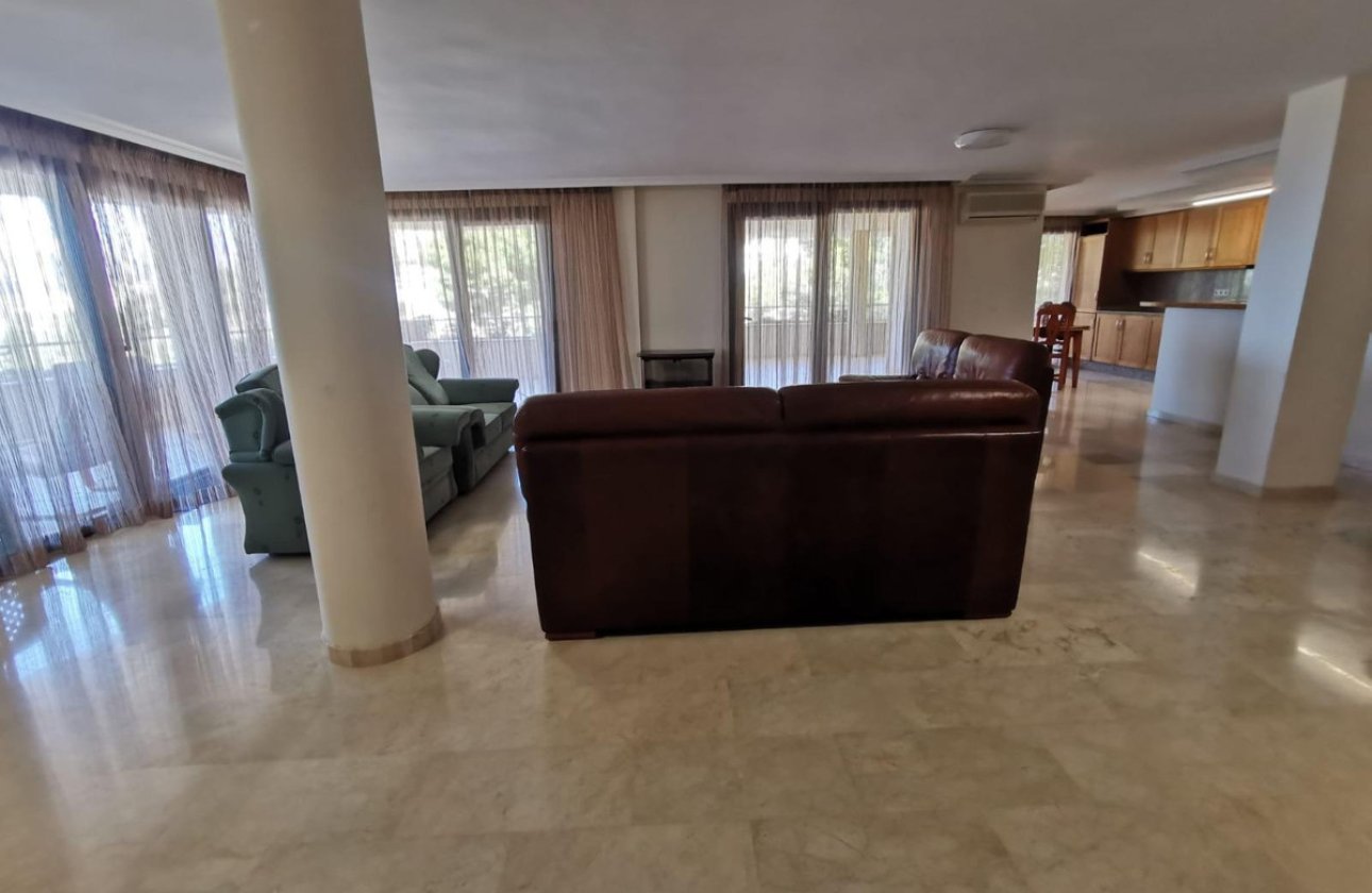 Resale - Apartment / flat -
Altea - Altea Centro