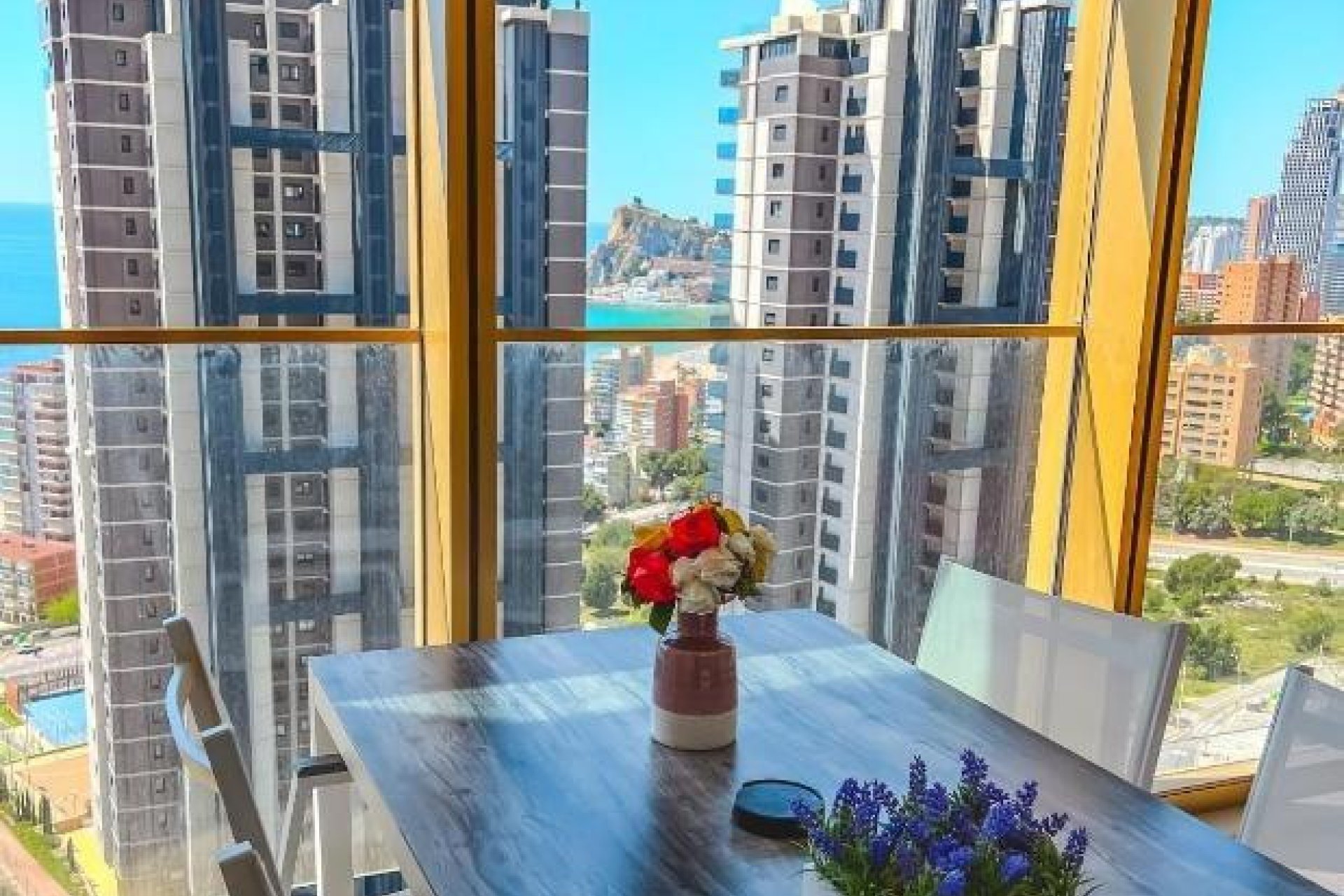 Resale - Apartment / flat -
Benidorm - Benidorm Centro