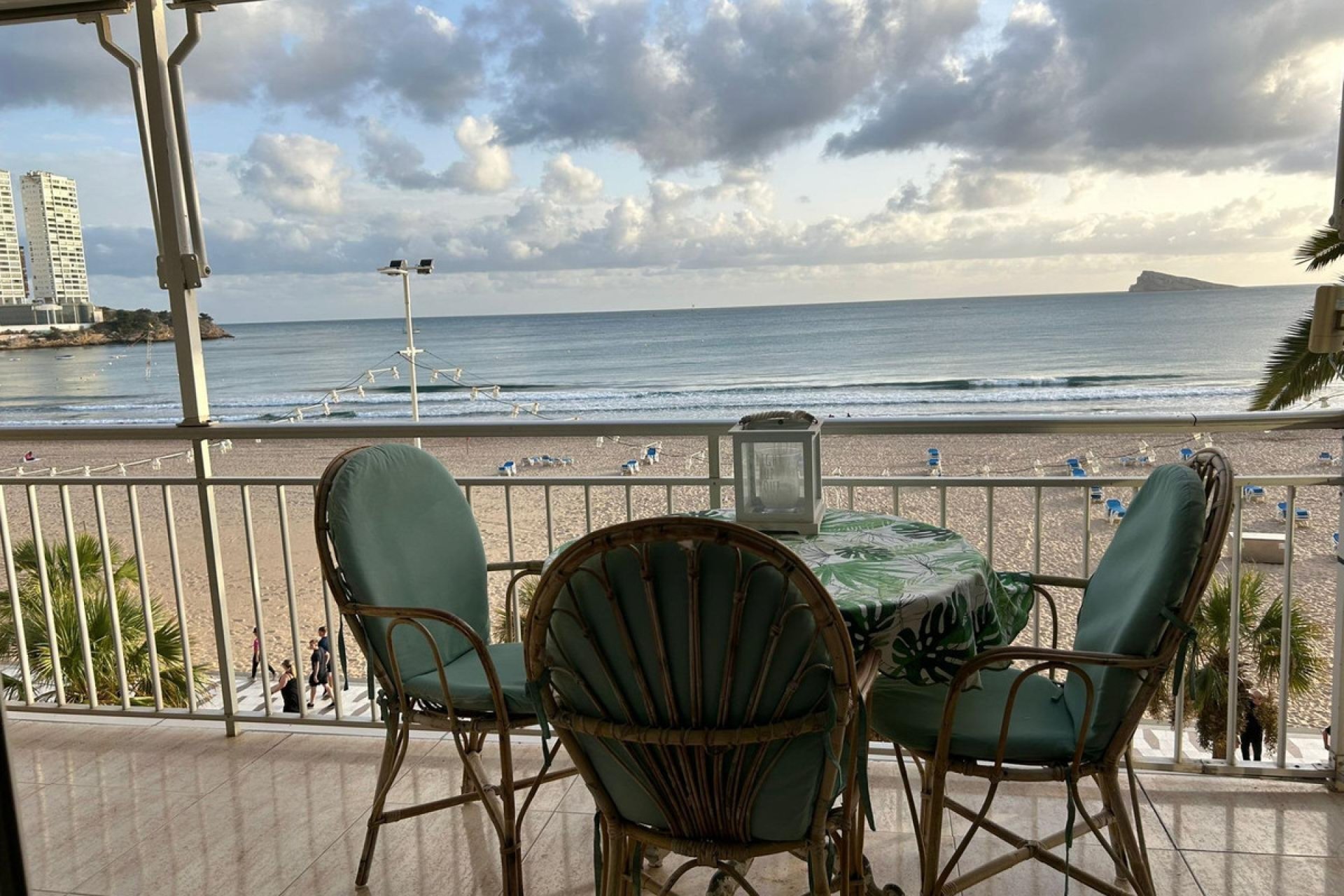 Resale - Apartment / flat -
Benidorm - Benidorm Centro