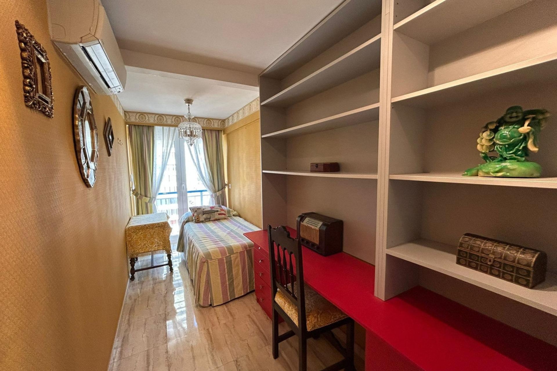 Resale - Apartment / flat -
Benidorm - Benidorm Centro