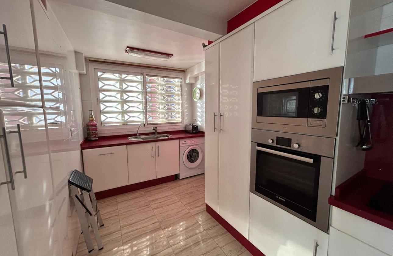 Resale - Apartment / flat -
Benidorm - Benidorm Centro