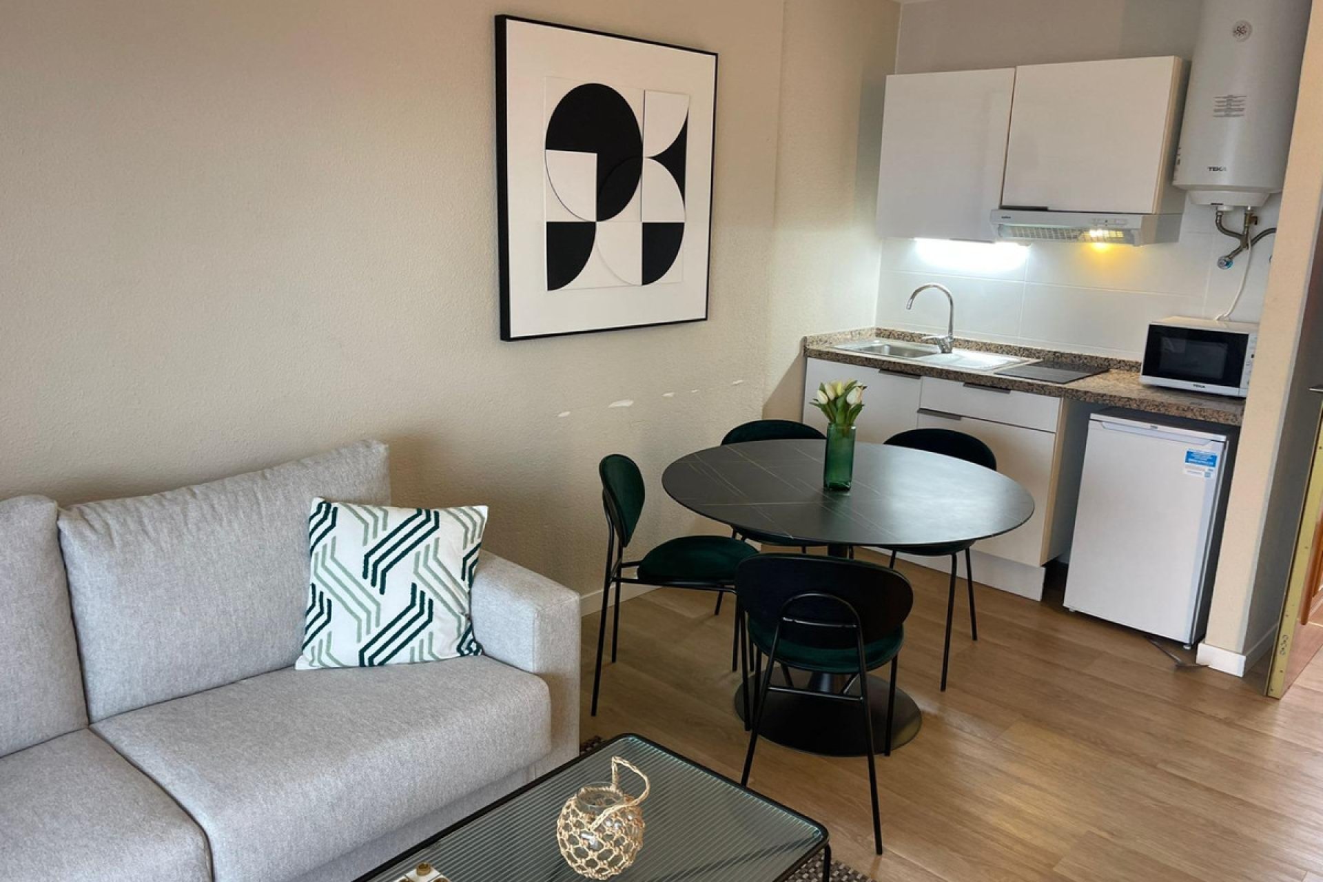 Resale - Apartment / flat -
Benidorm - Benidorm Centro