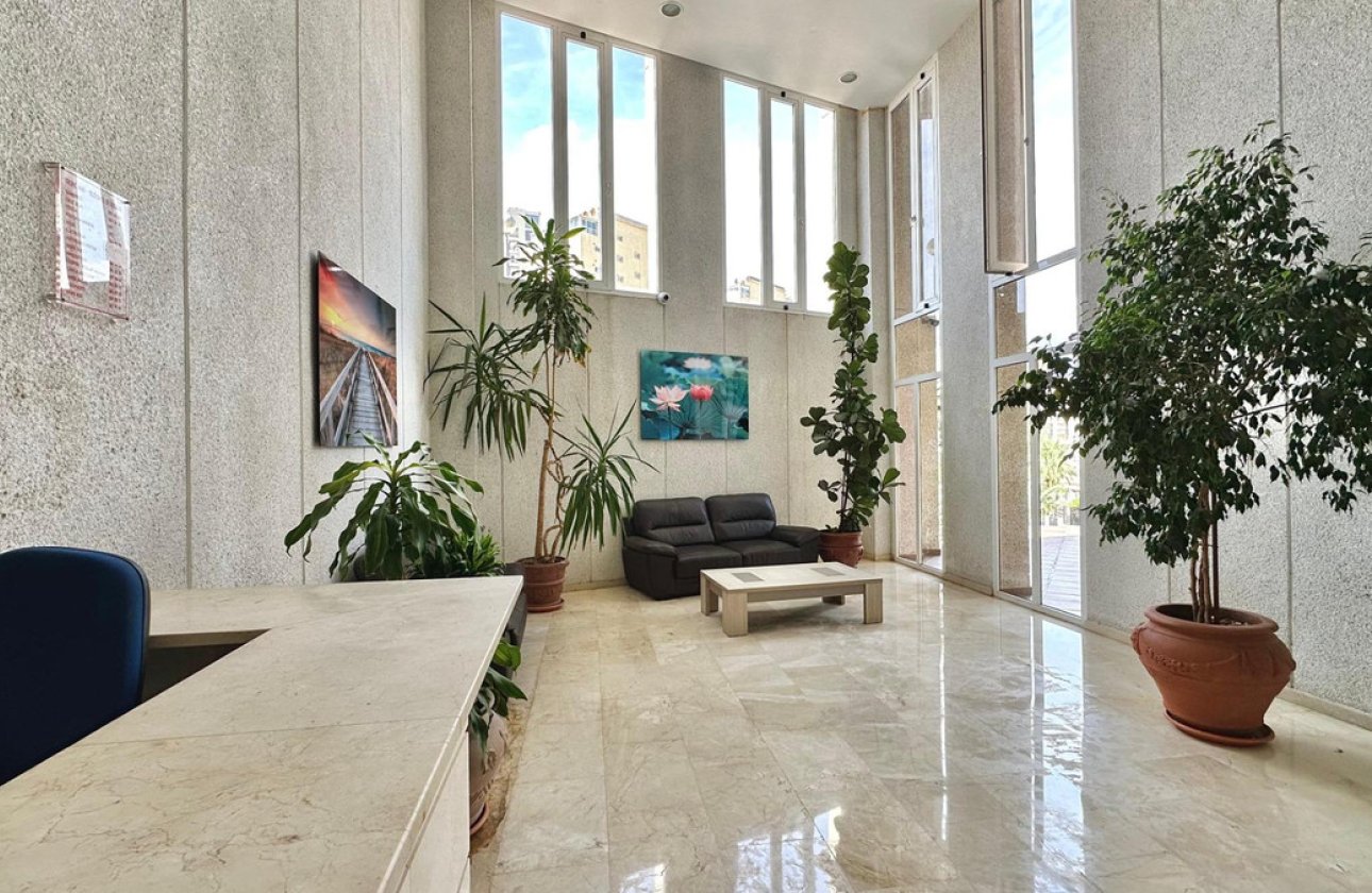 Resale - Apartment / flat -
Benidorm - Benidorm Centro