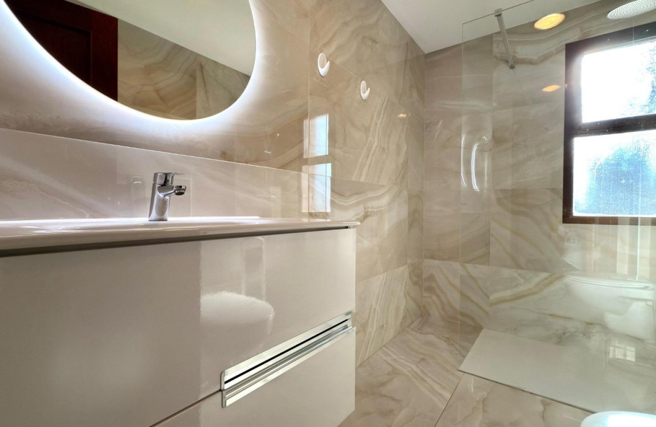 Resale - Apartment / flat -
Benidorm - Benidorm Centro