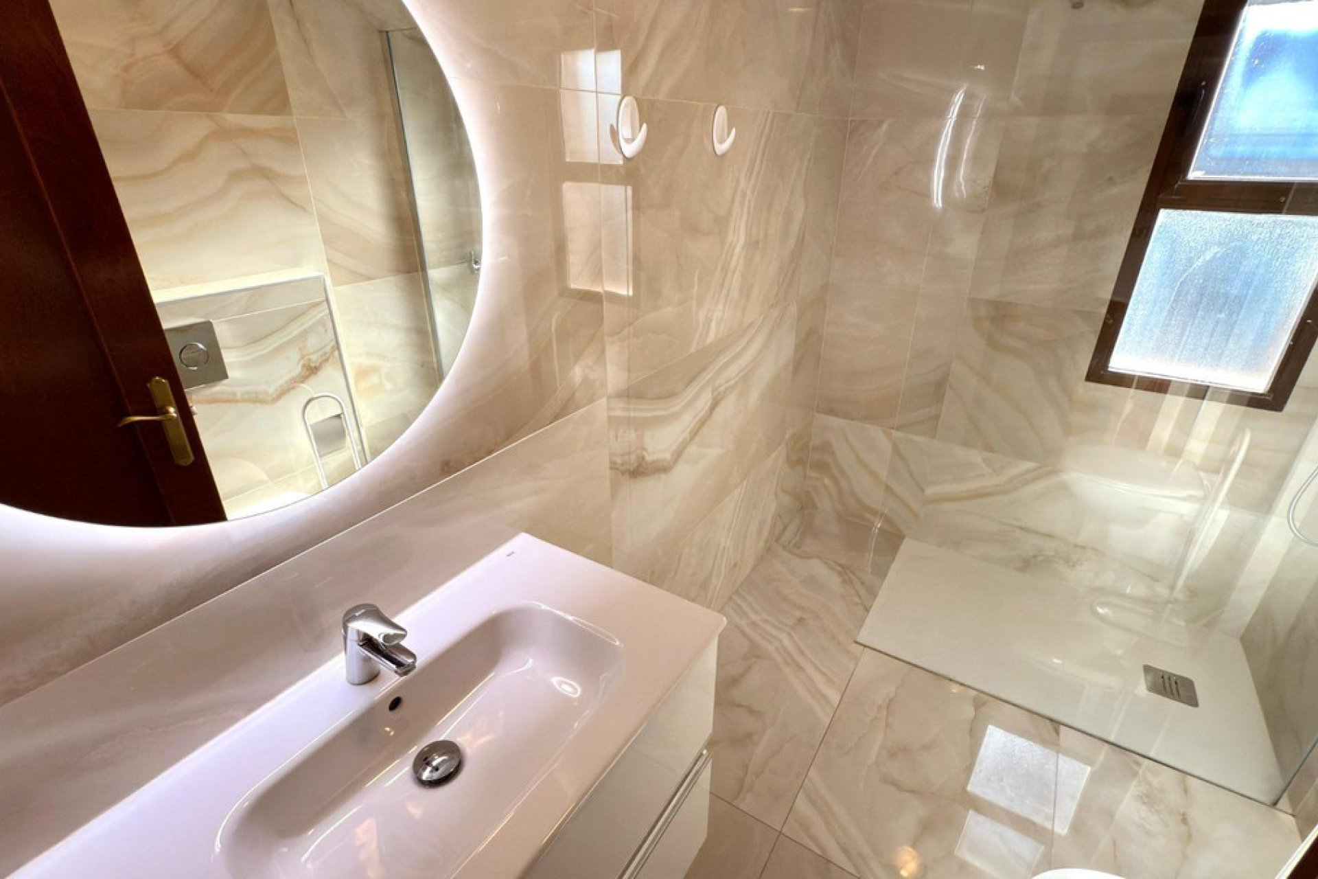 Resale - Apartment / flat -
Benidorm - Benidorm Centro