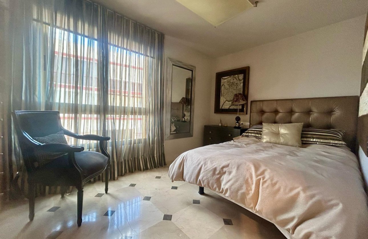 Resale - Apartment / flat -
Benidorm - Benidorm Centro