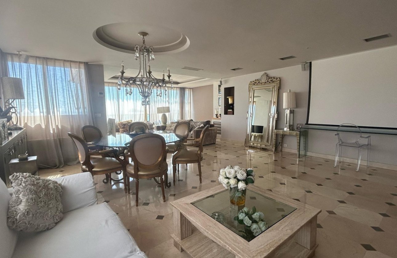 Resale - Apartment / flat -
Benidorm - Benidorm Centro