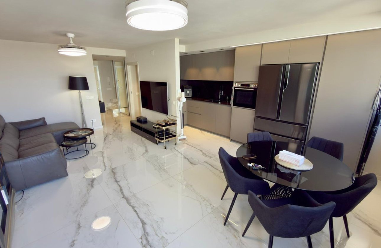 Resale - Apartment / flat -
Benidorm - Benidorm Centro