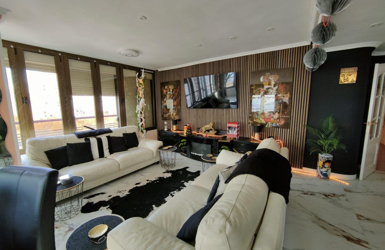 Resale - Apartment / flat -
Benidorm - Benidorm Centro