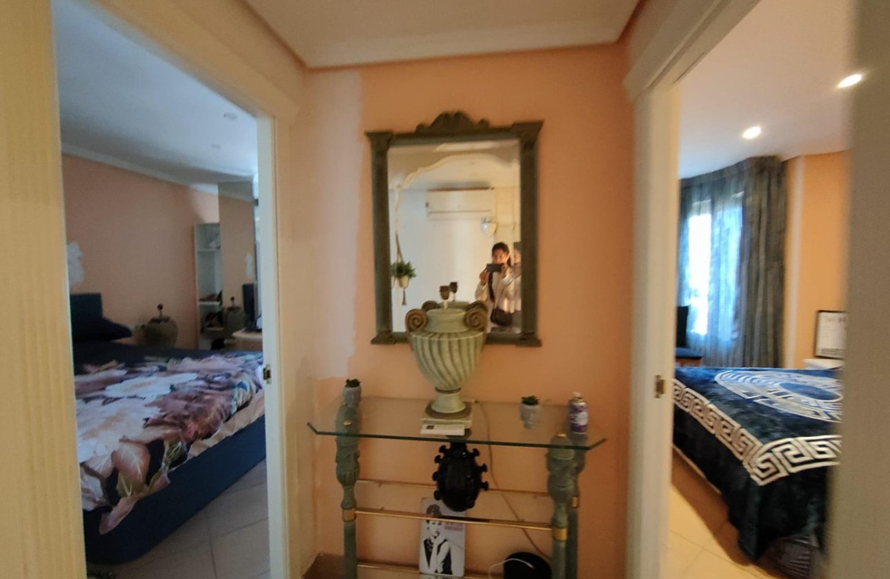 Resale - Apartment / flat -
Benidorm - Benidorm Centro