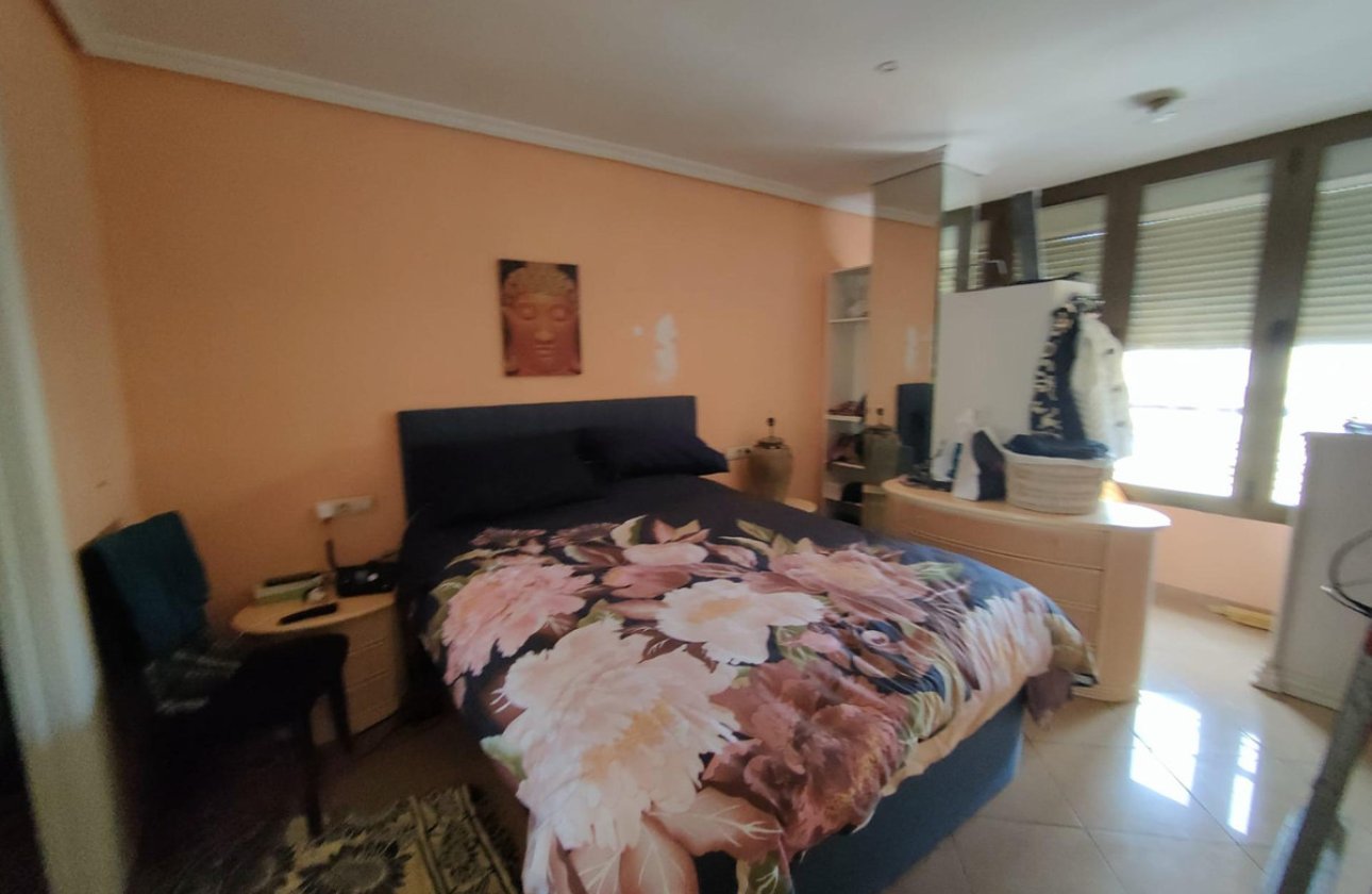 Resale - Apartment / flat -
Benidorm - Benidorm Centro