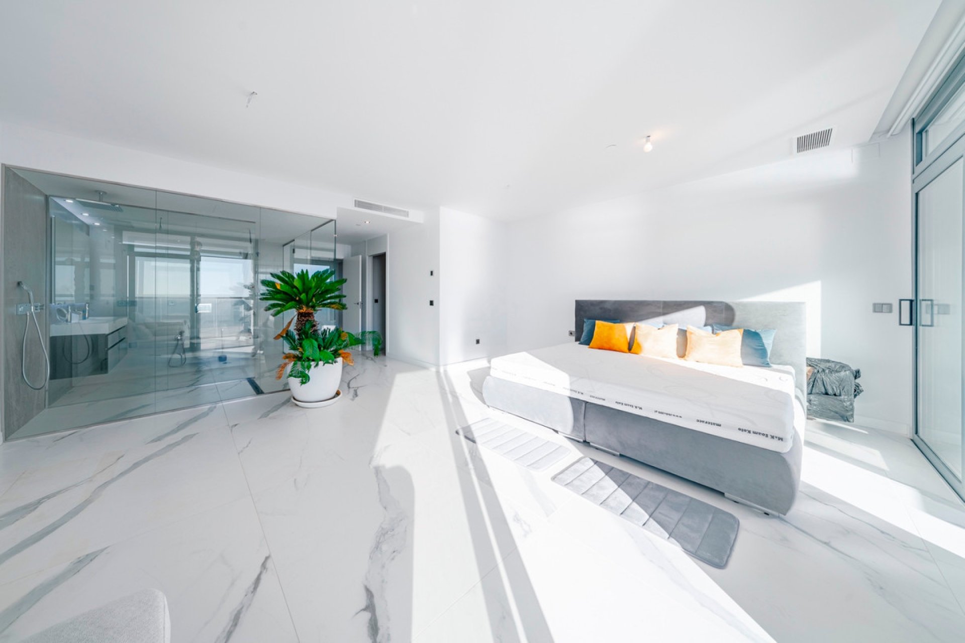 Resale - Apartment / flat -
Benidorm - Benidorm Centro