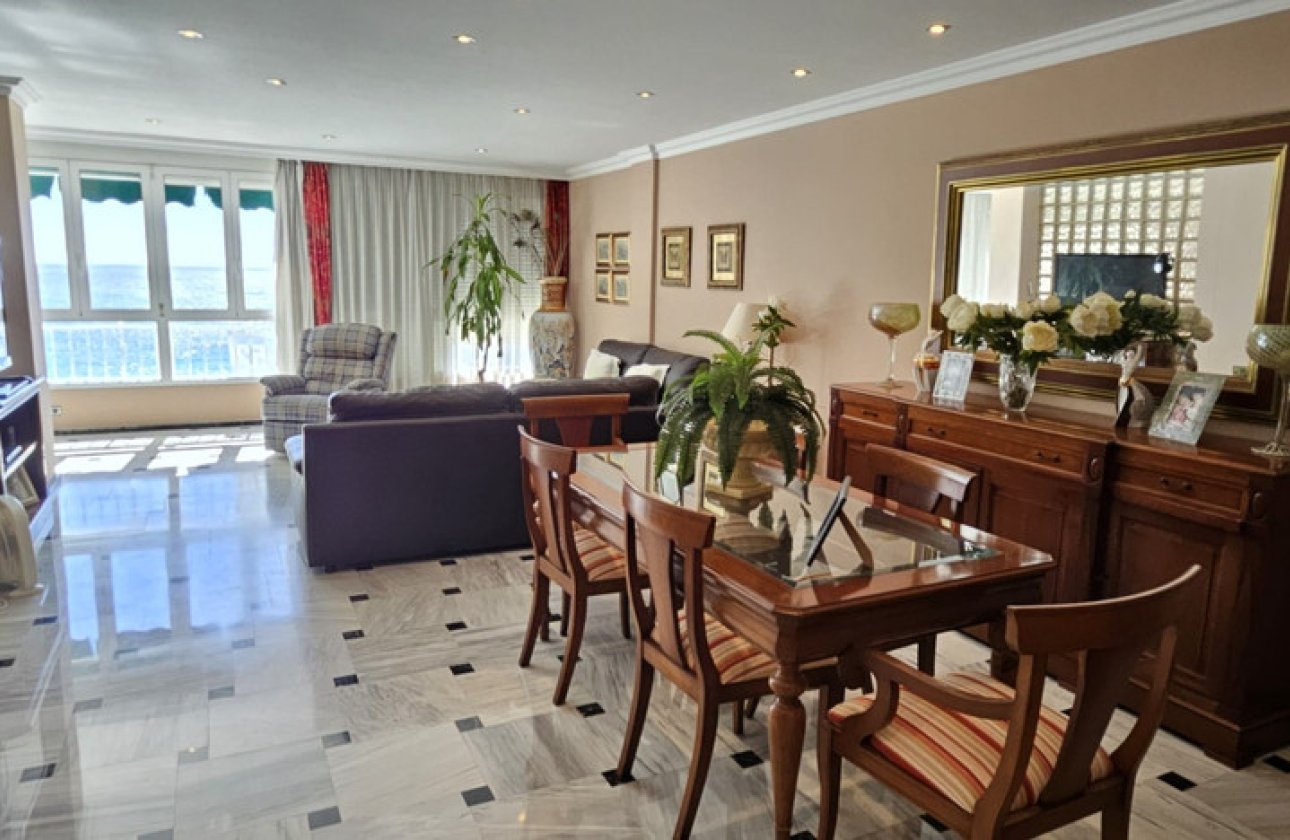 Resale - Apartment / flat -
Benidorm - Benidorm Centro
