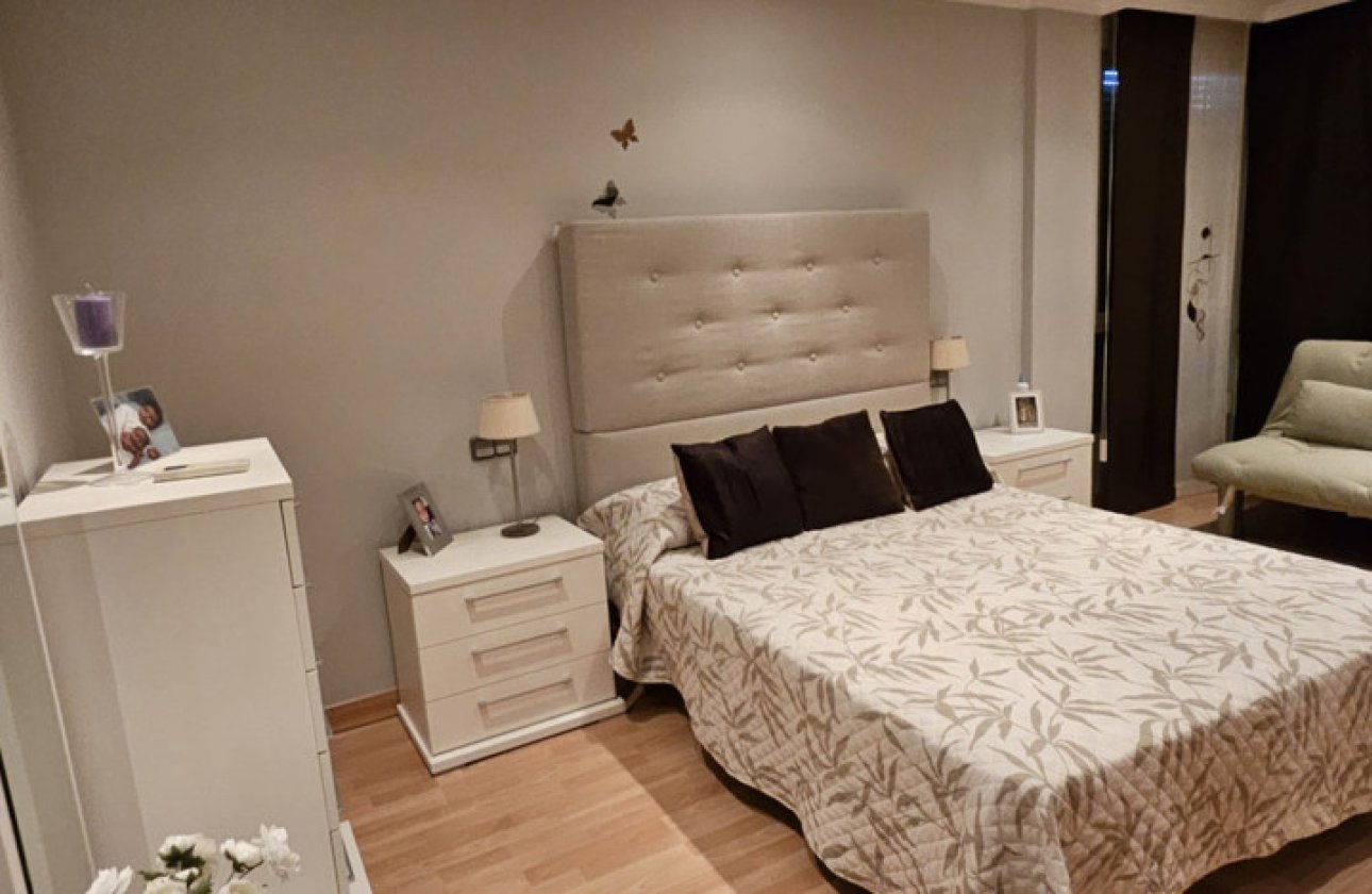 Resale - Apartment / flat -
Benidorm - Benidorm Centro