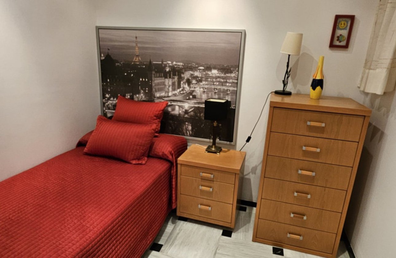 Resale - Apartment / flat -
Benidorm - Benidorm Centro