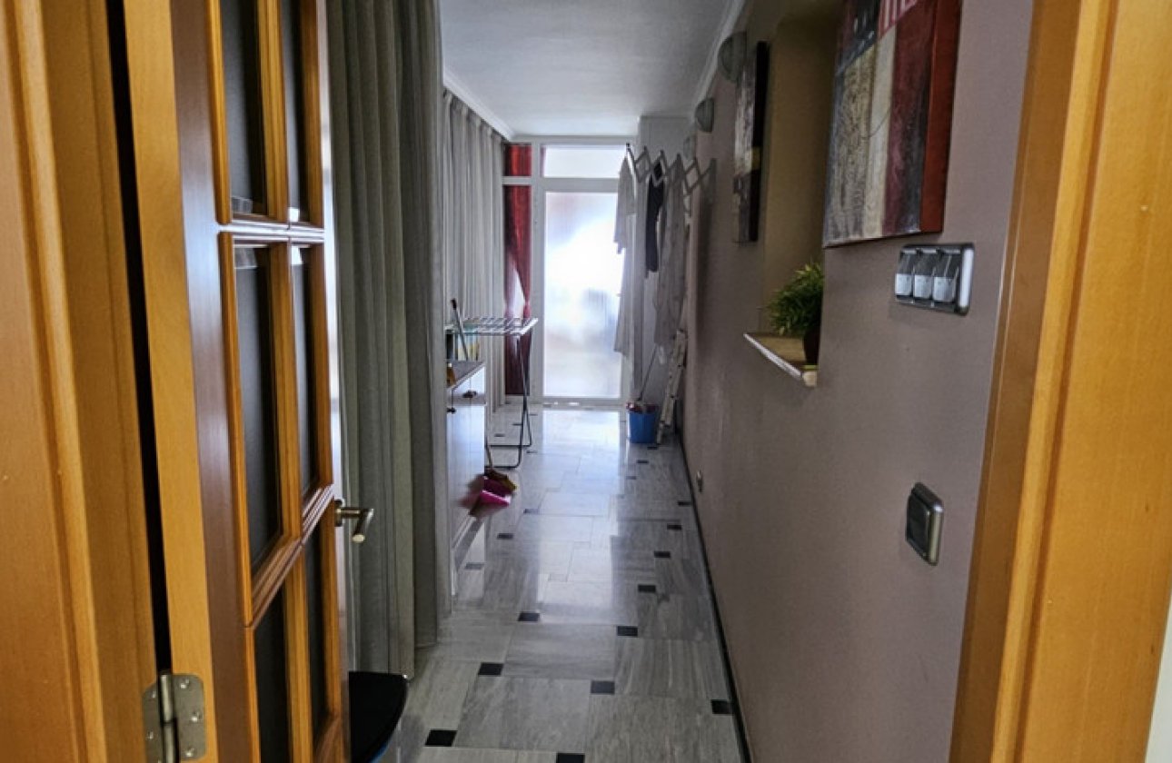 Resale - Apartment / flat -
Benidorm - Benidorm Centro