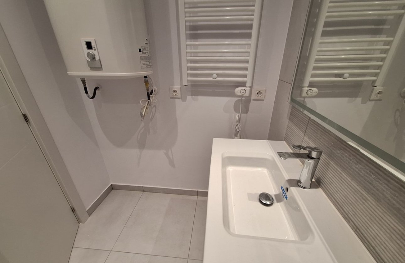 Resale - Apartment / flat -
Benidorm - Benidorm Centro