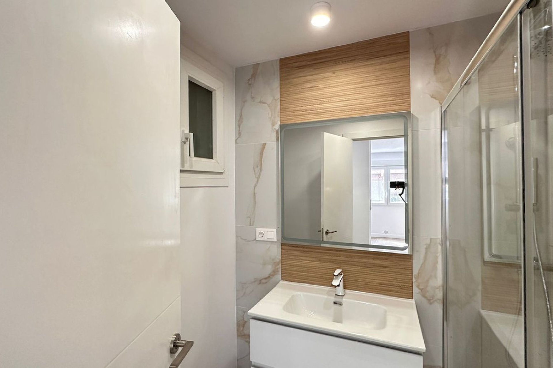 Resale - Apartment / flat -
Benidorm - Benidorm Centro