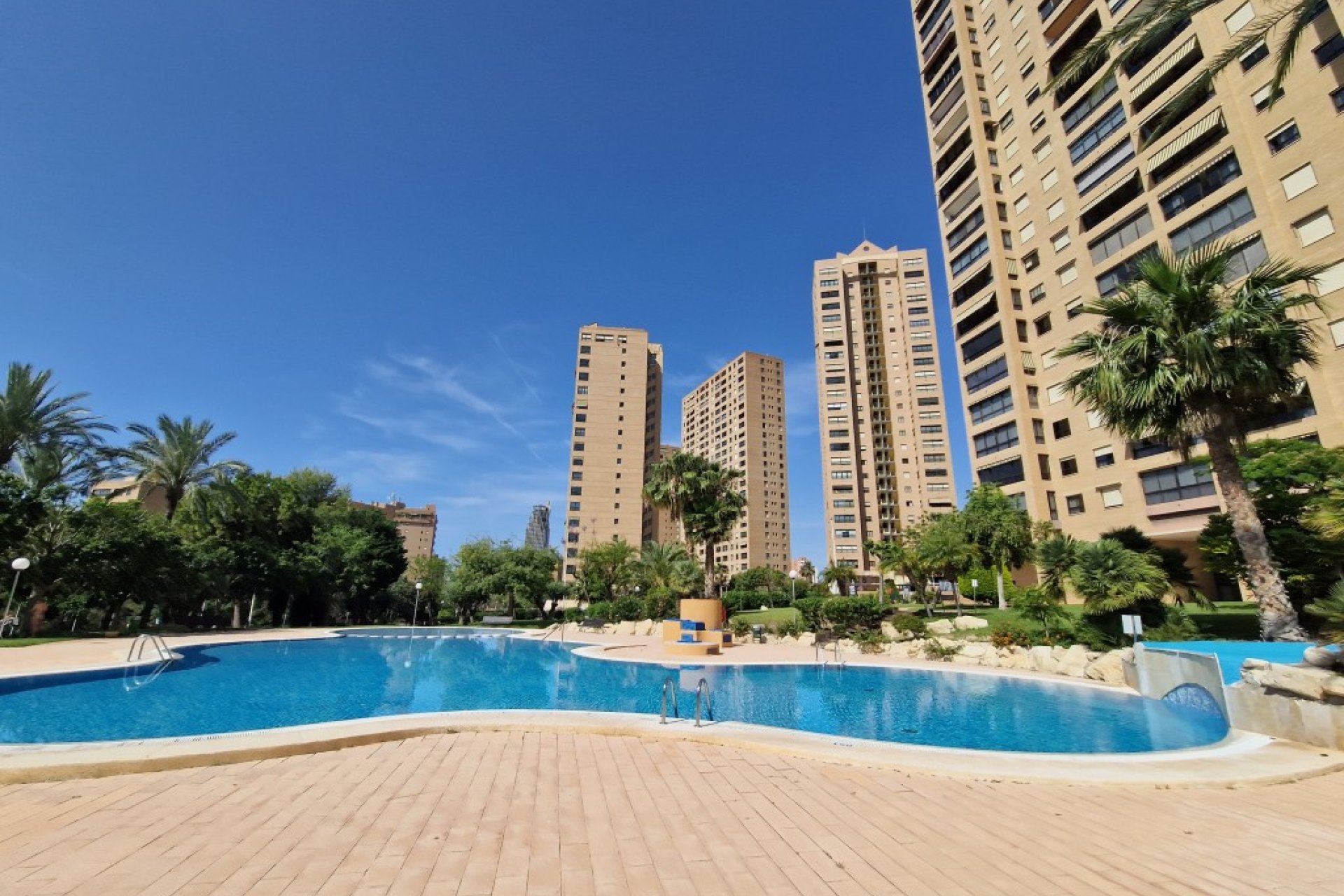 Resale - Apartment / flat -
Benidorm - Benidorm Centro
