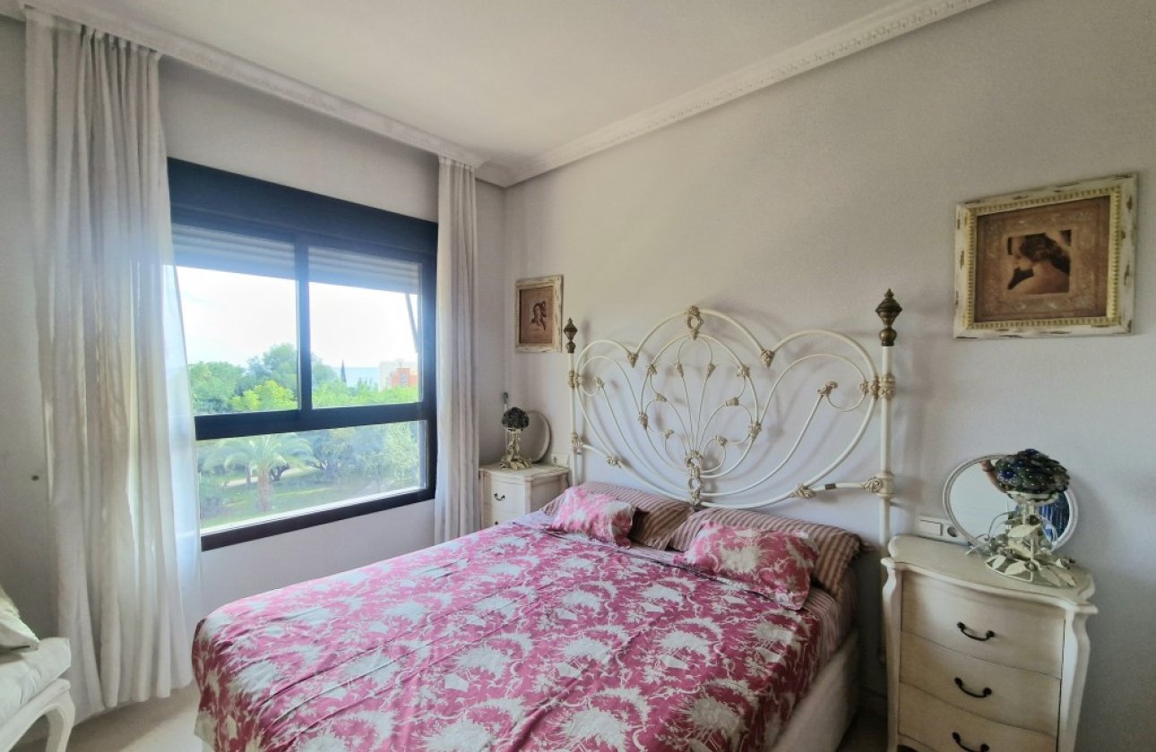 Resale - Apartment / flat -
Benidorm - Benidorm Centro