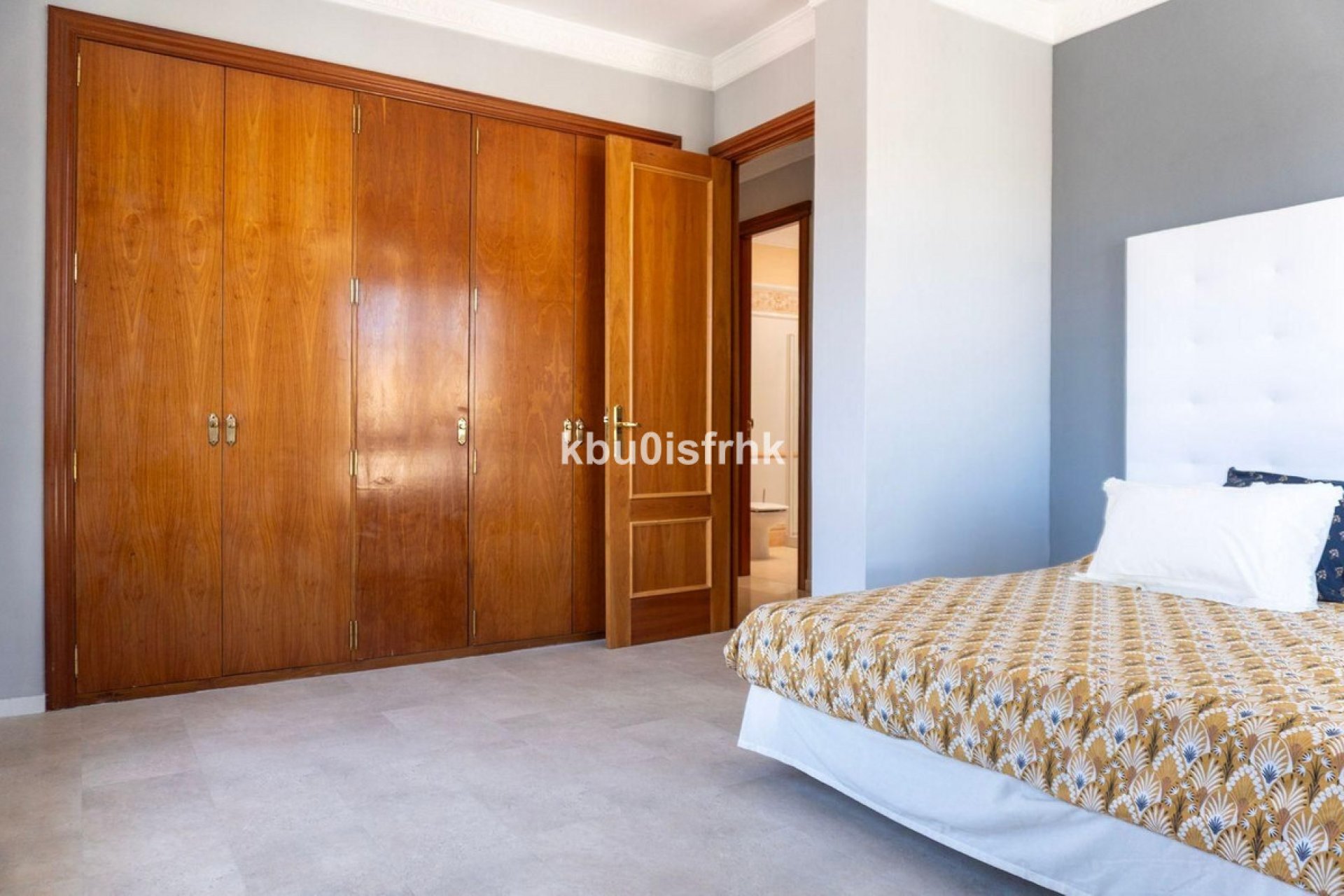 Resale - Apartment / flat -
Benidorm - Benidorm Centro