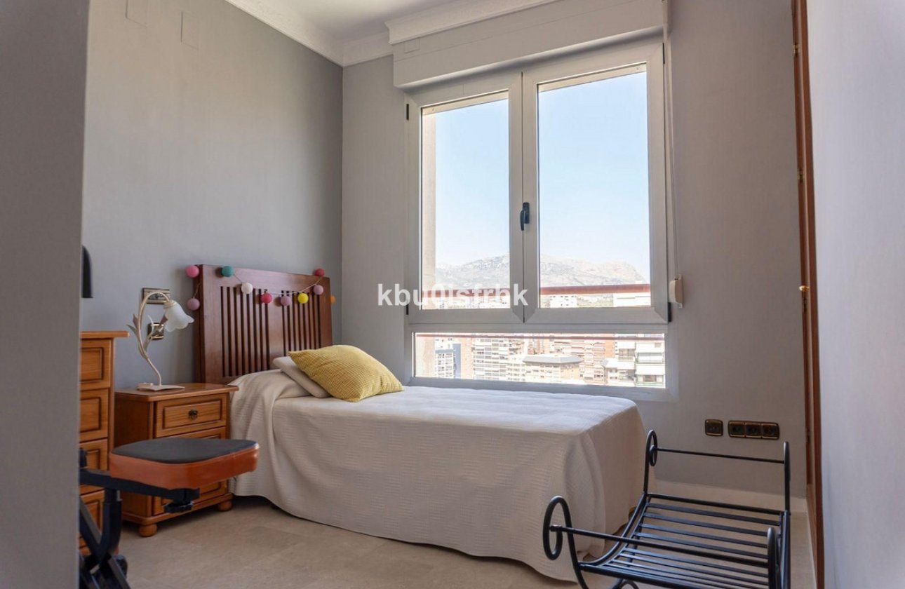 Resale - Apartment / flat -
Benidorm - Benidorm Centro