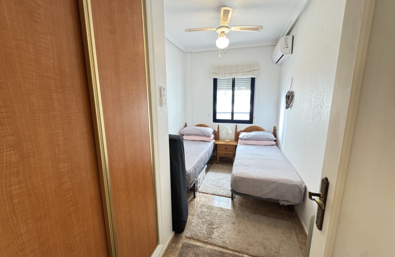 Resale - Apartment / flat -
Cabo Roig